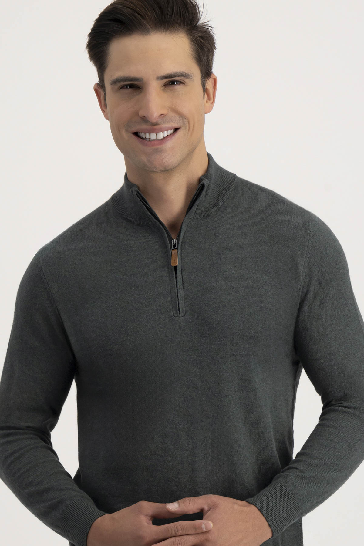Suéter CASHMERE BLEND Contemporary Fit