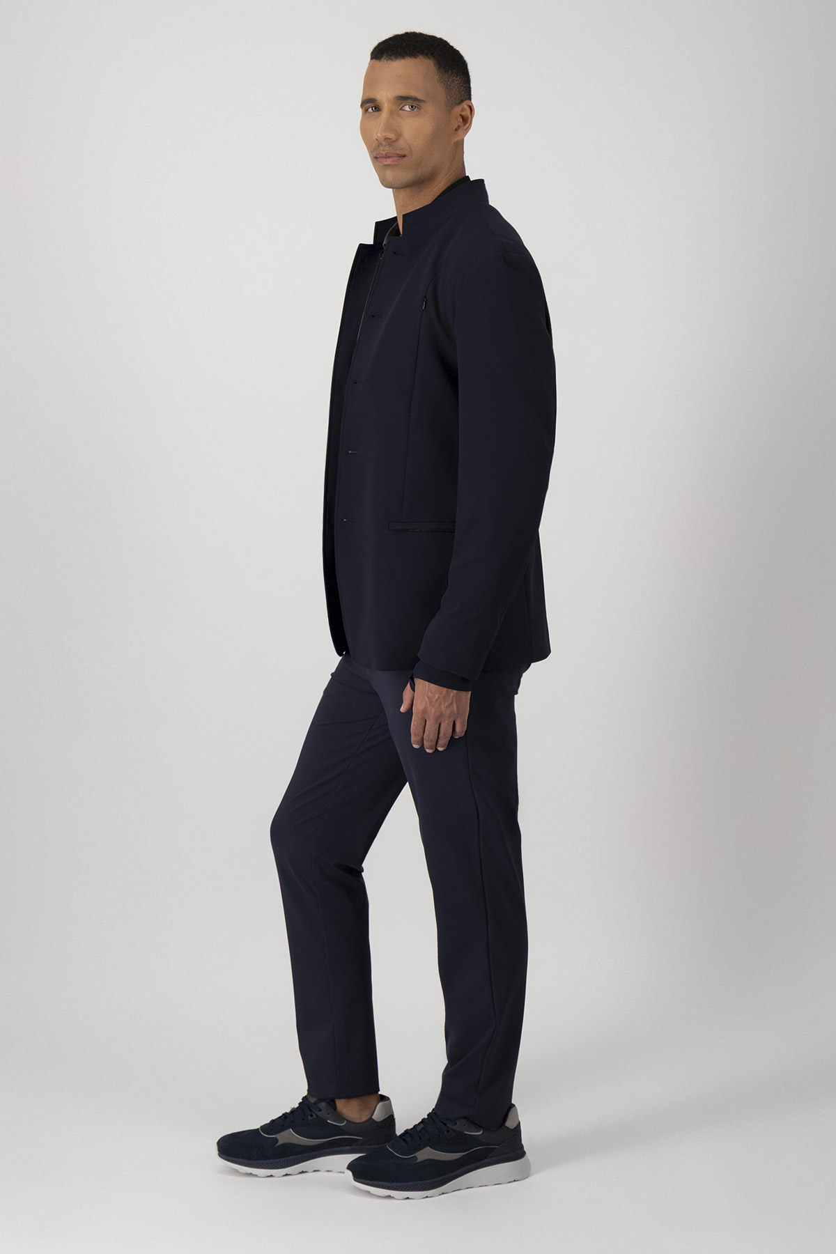 Pantalón Anatomic Technology Slim Fit image number 4