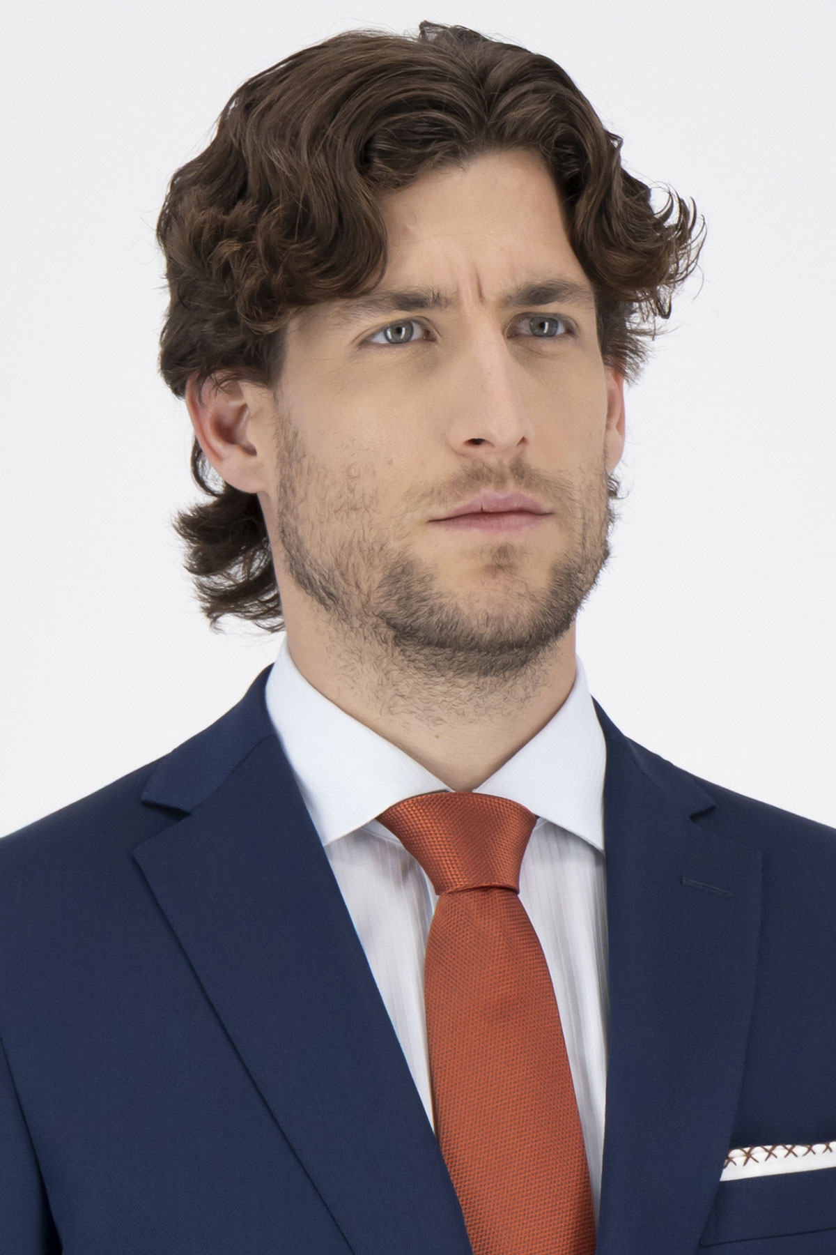Traje Slim Fit image number 2