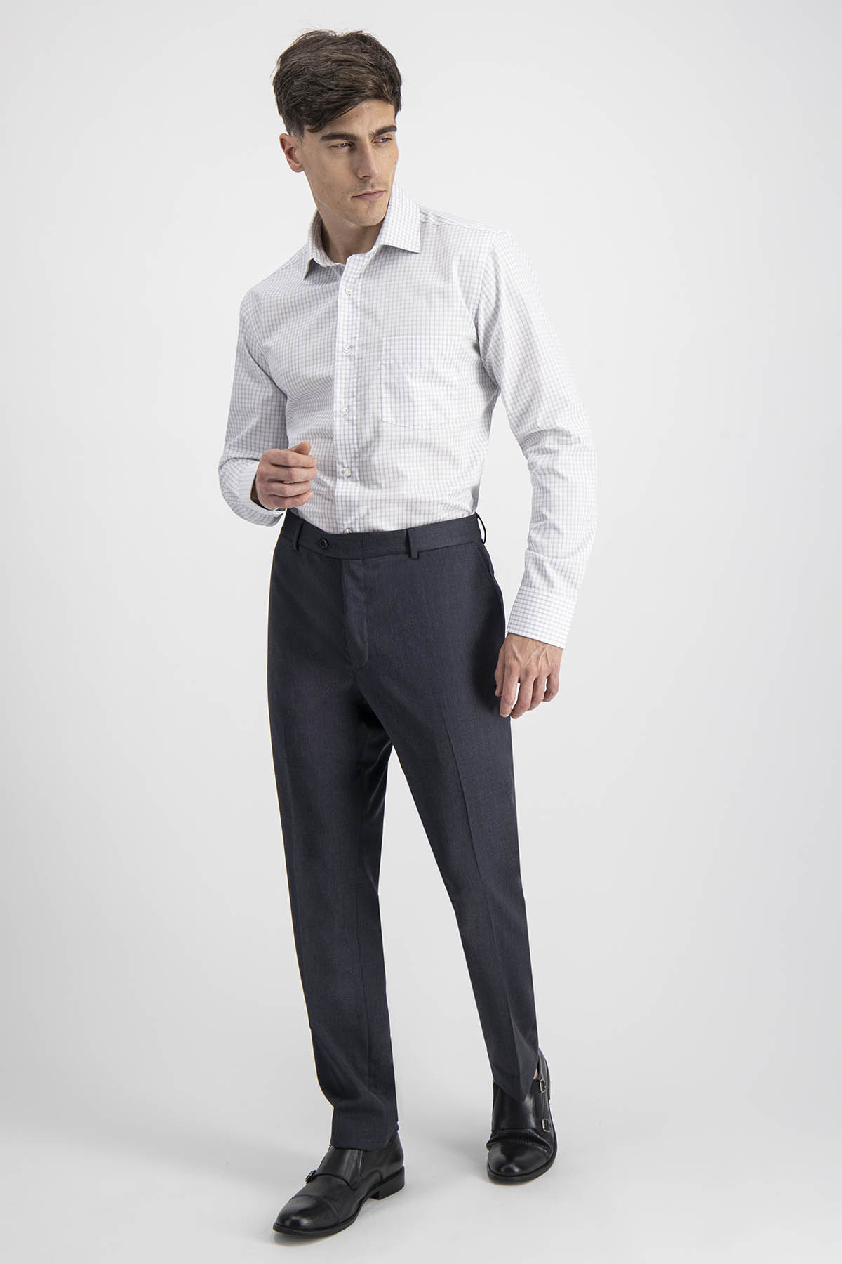 Pantalón Roberts Slim fit Color gris oxford image number 7