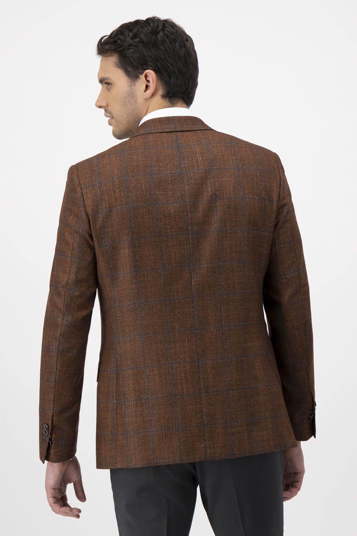 Saco Contemporary Fit Café