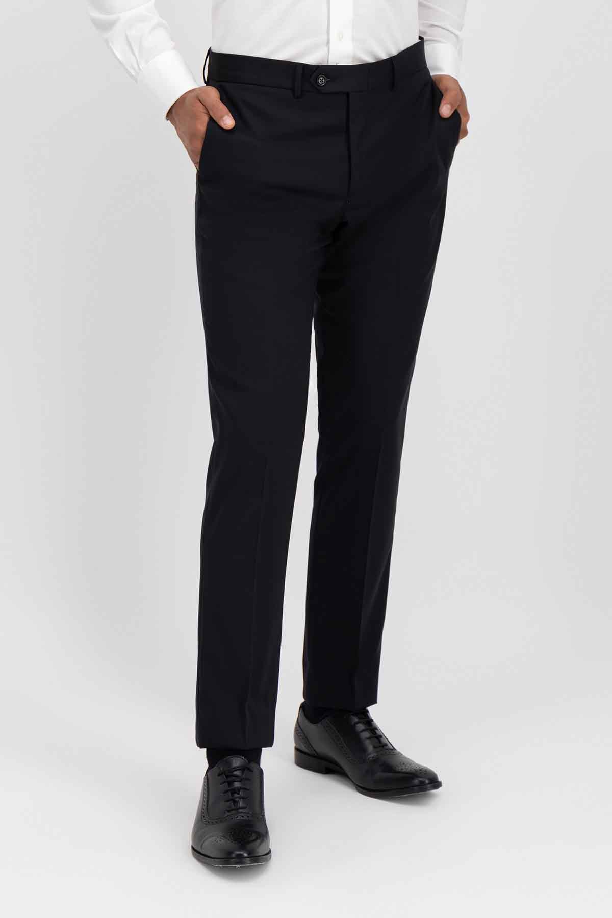 Traje Calderoni Color negro Contemporary fit