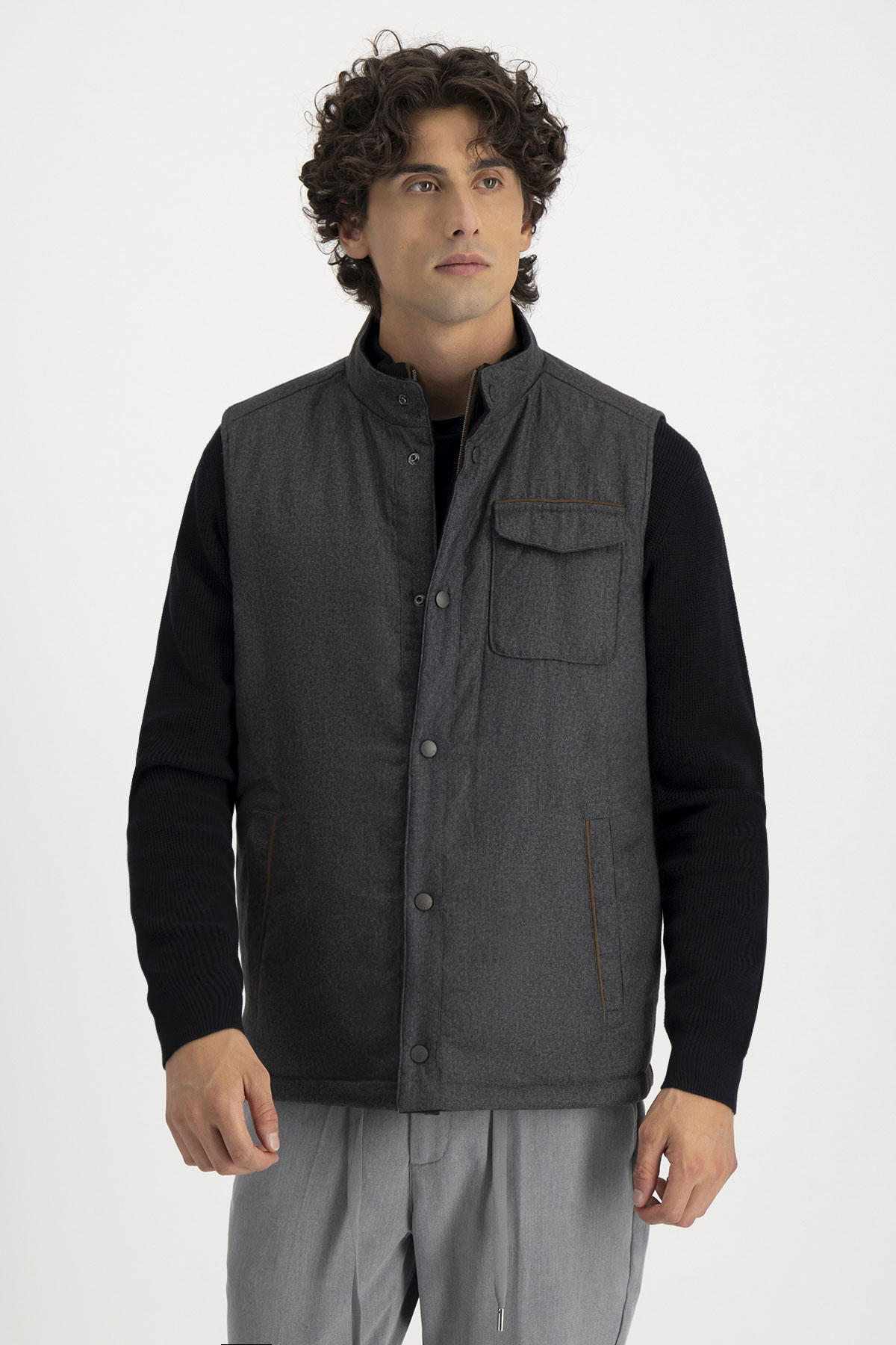 Chale Contemporary Fit Negro