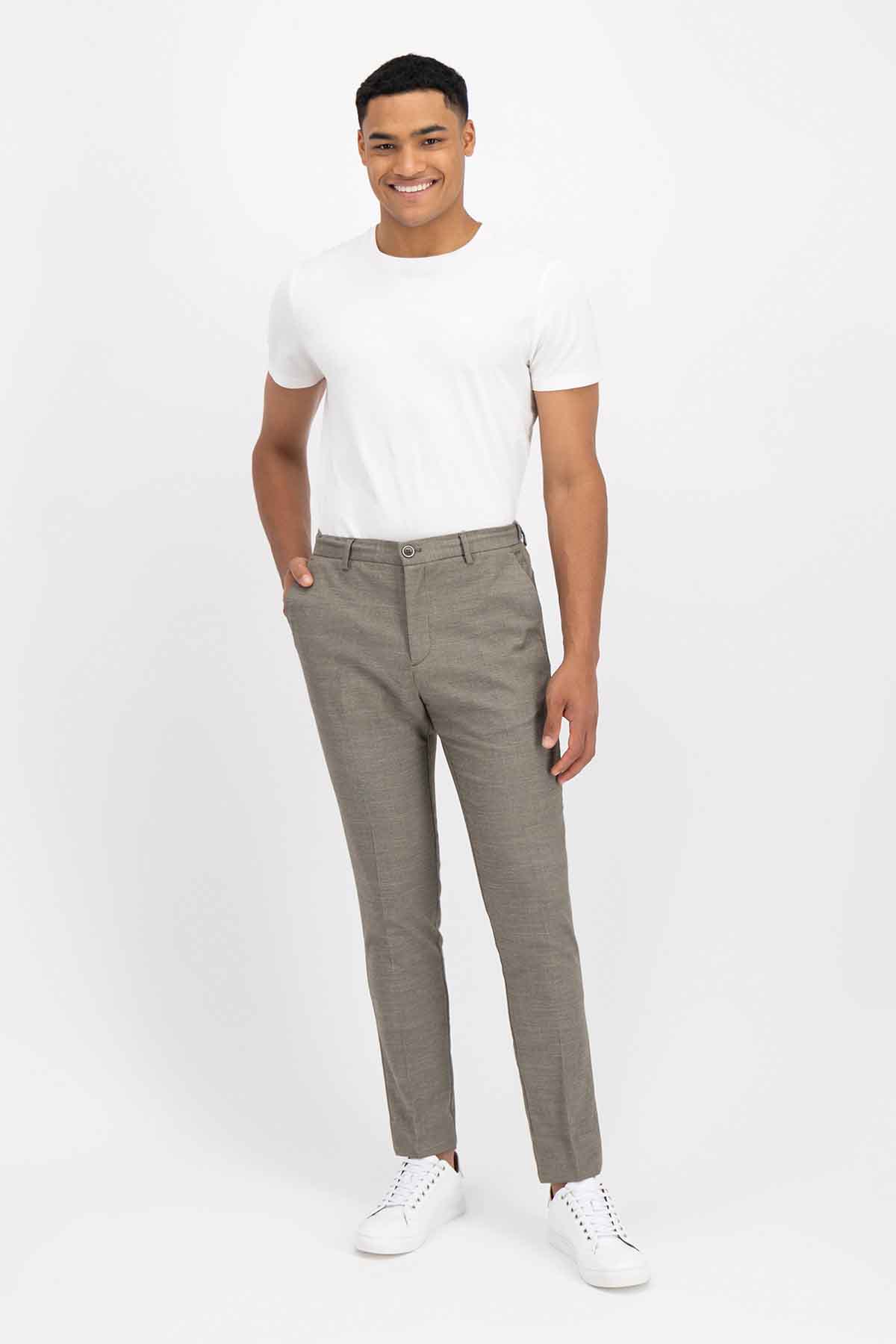 Pantalón Casual Roberts Red Slim Fit
