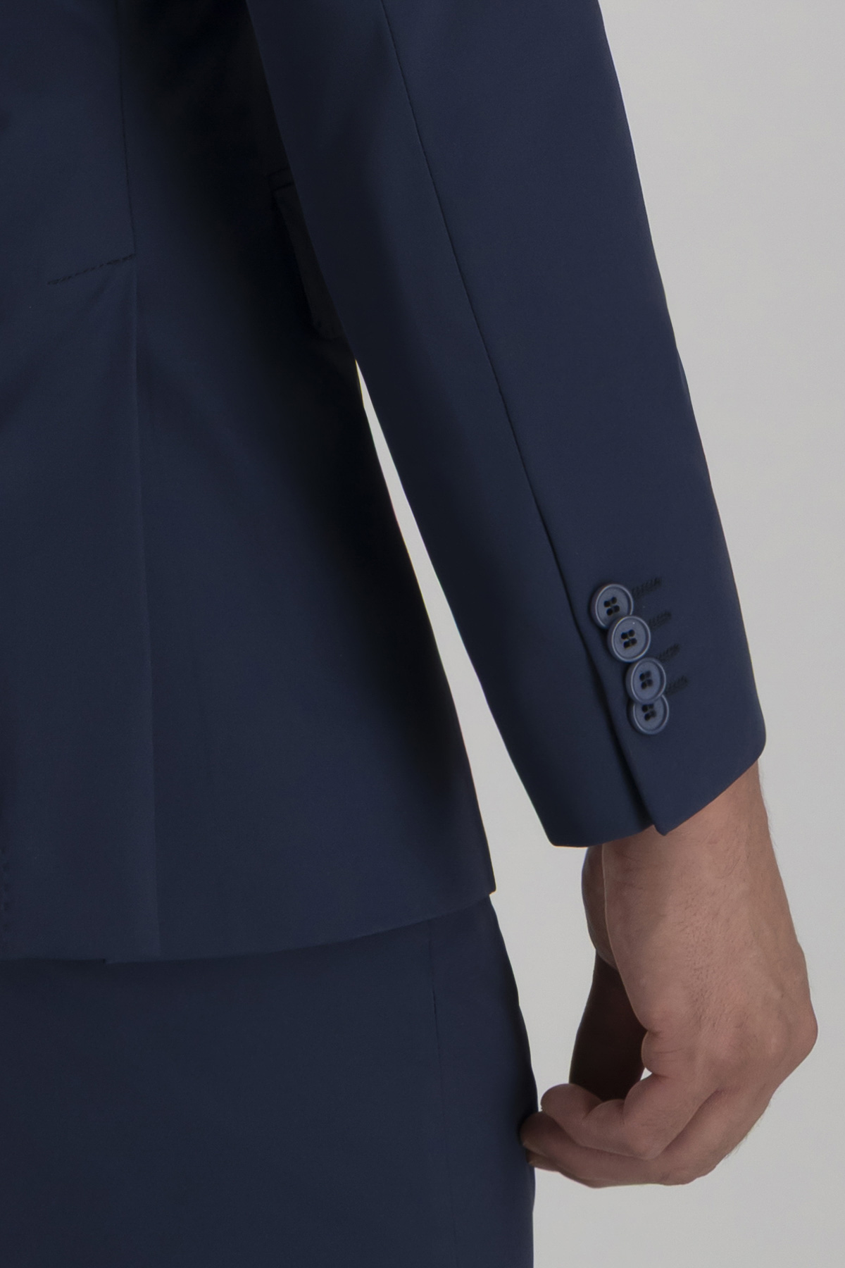 Traje Anatomic Technology Slim Fit