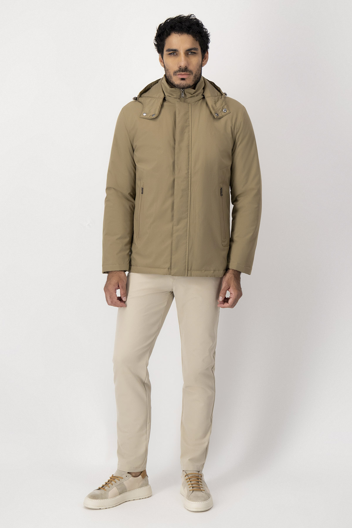 Chamarra Modern Fit image number 1