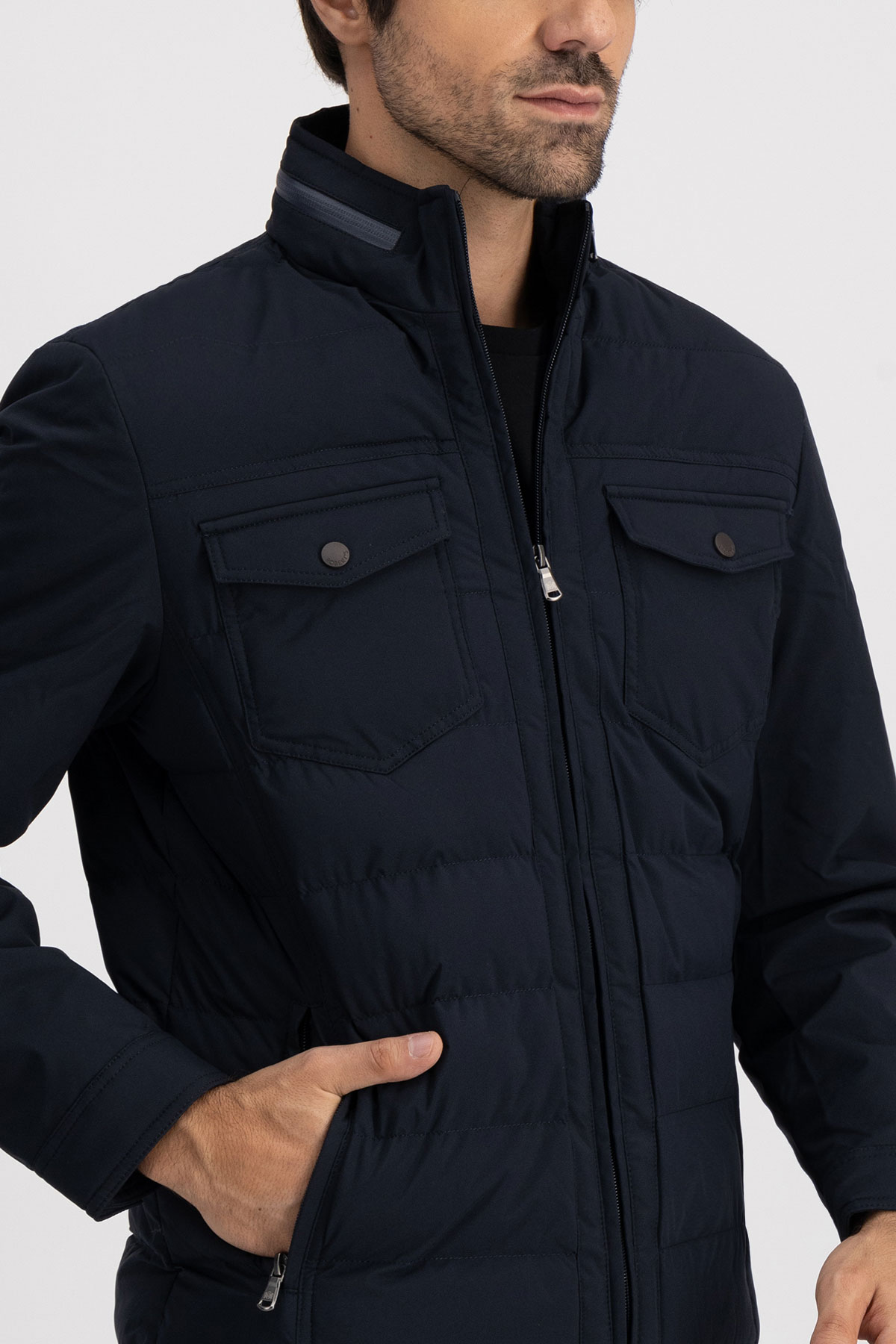 Chamarra Roberts Azul Marino Contemporary Fit