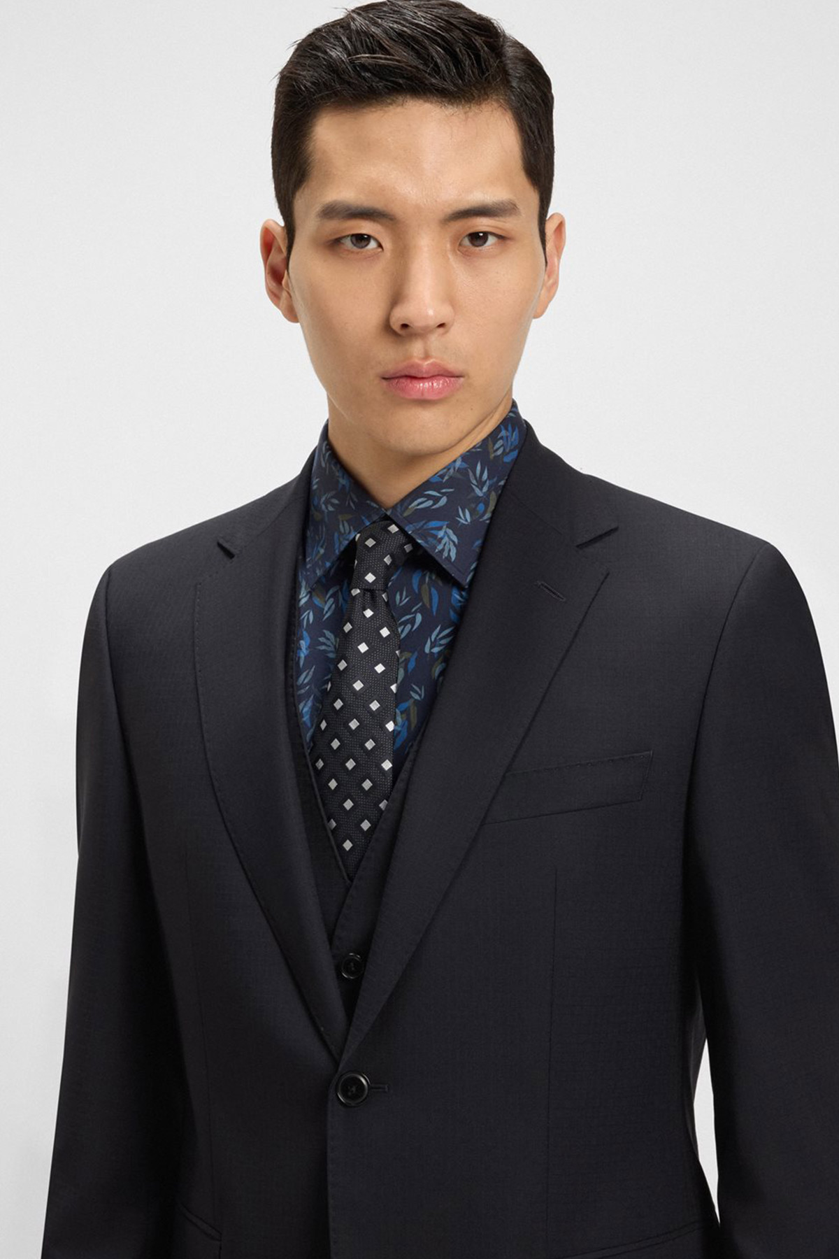 Traje Regular Fit De Lana Elástica Con Microestampado image number 1