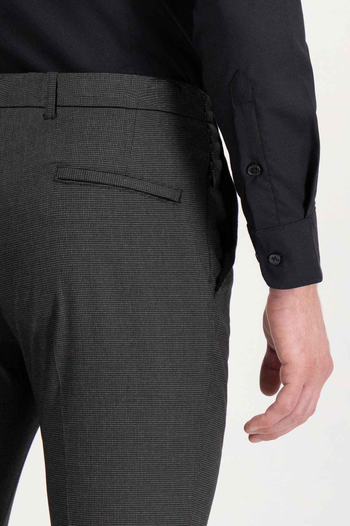 Pantalón Roberts Red Gris Oxford Slim Fit image number 3