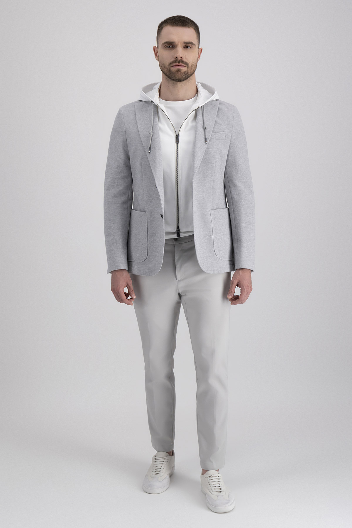 Chaqueta Slim Fit Con Capucha Integrada image number 1