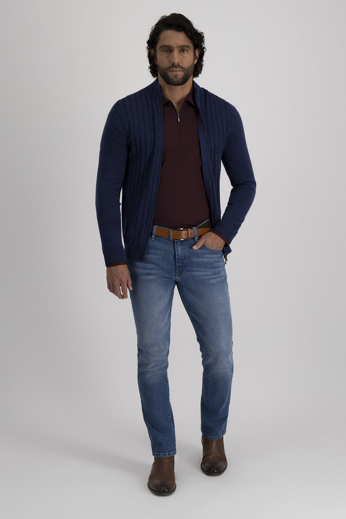 Sueter Contemporary Fit image number 4
