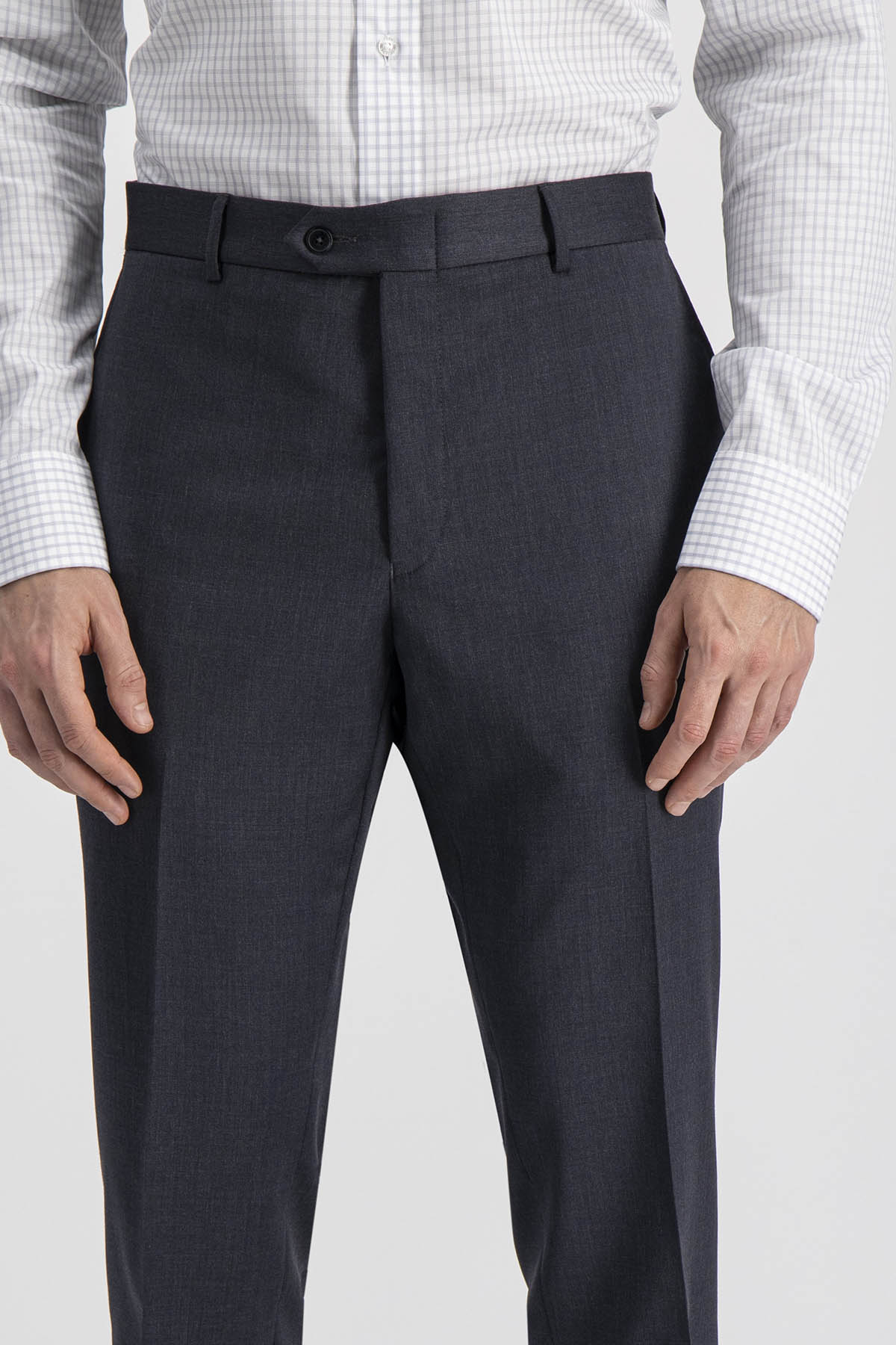 Pantalón Roberts Slim fit Color gris oxford image number 6