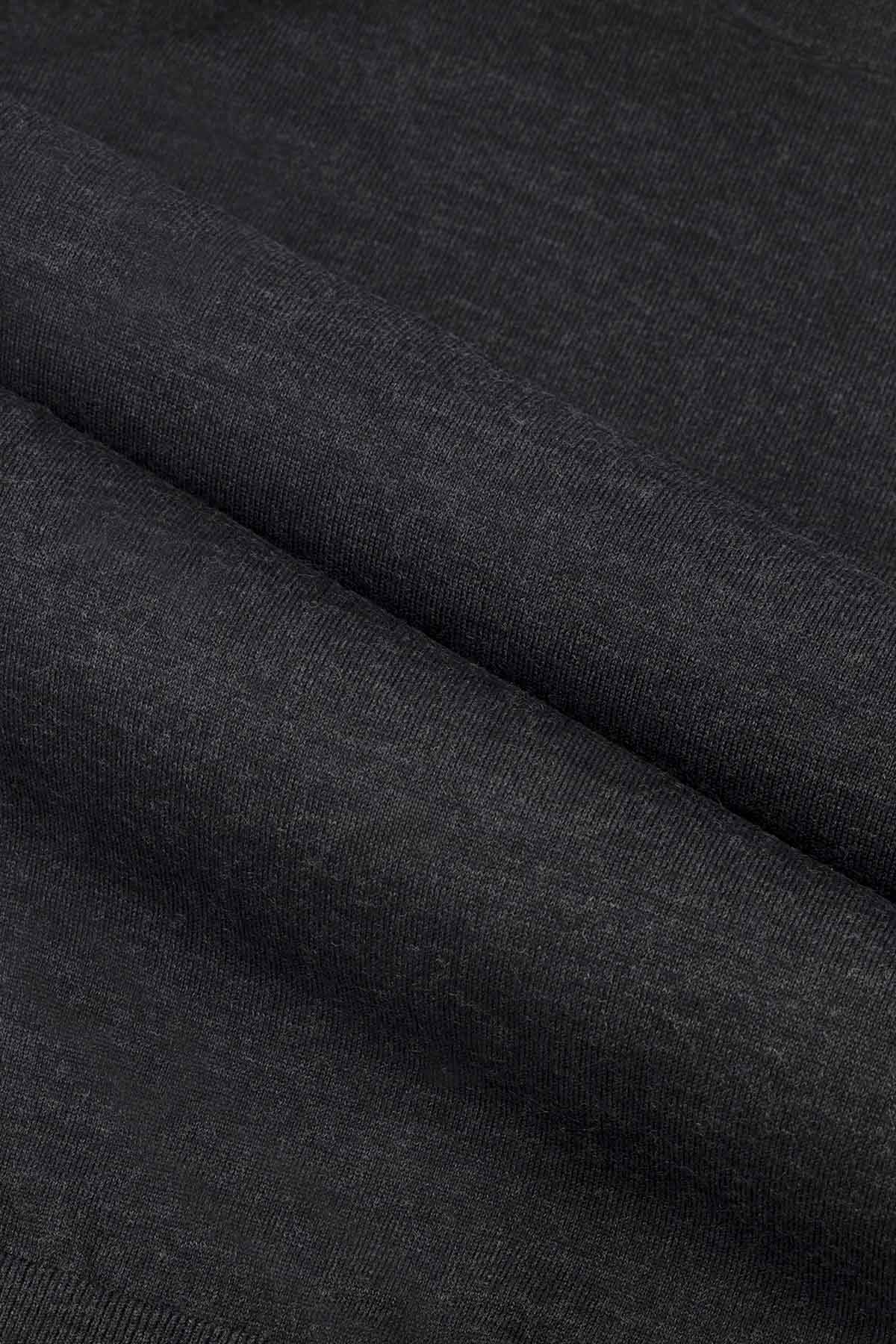 Suéter Contemporary Fit