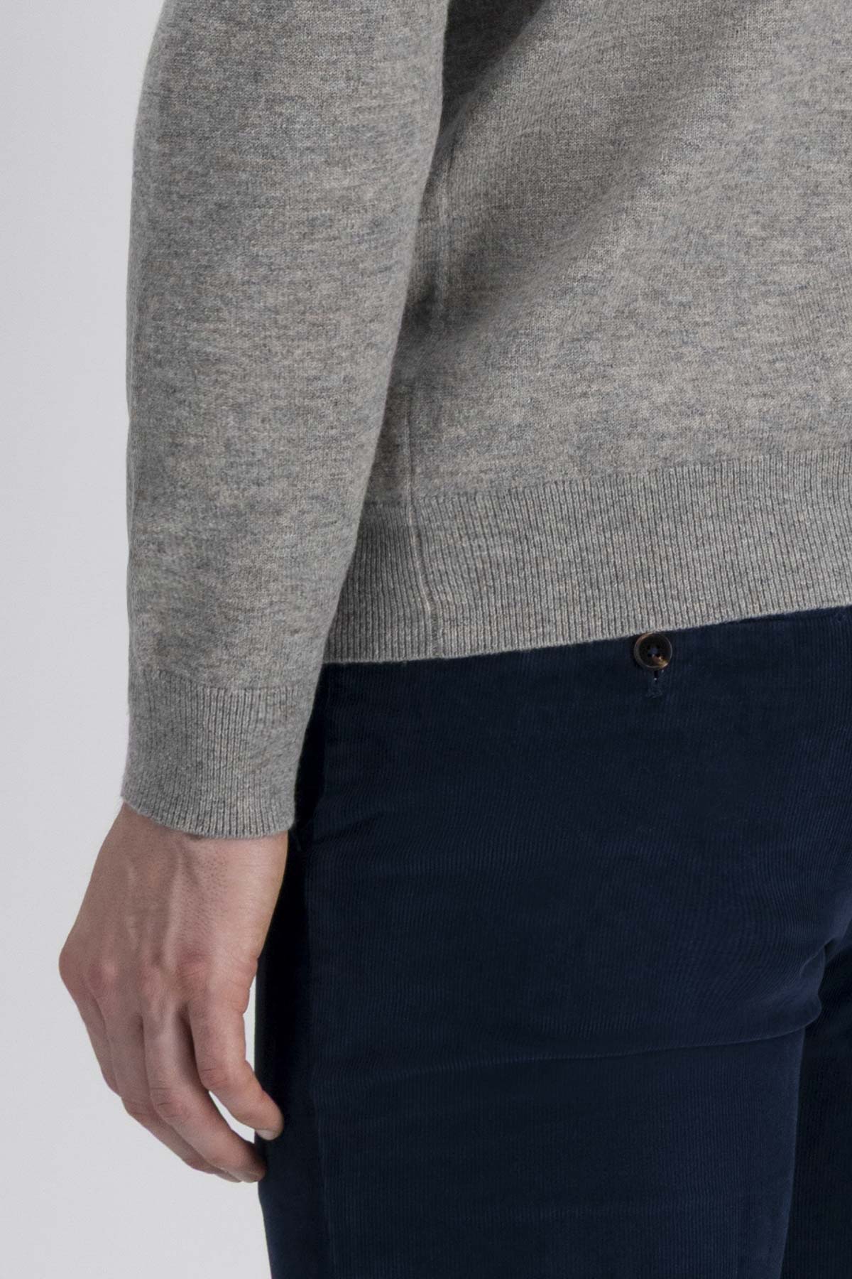 Sueter Cashmere Blend Contemporary Fit image number 3