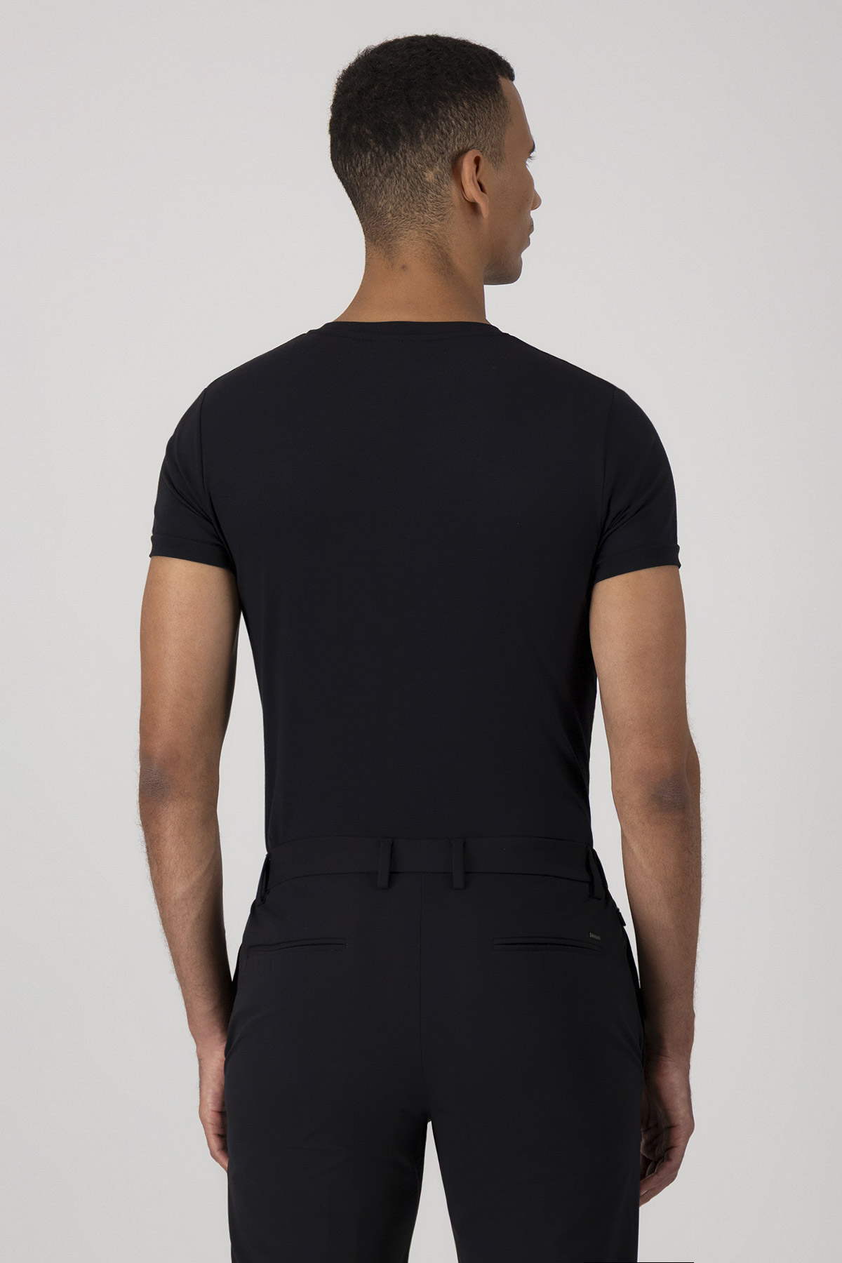 Playera Anatomic Technology Slim Fit image number 4