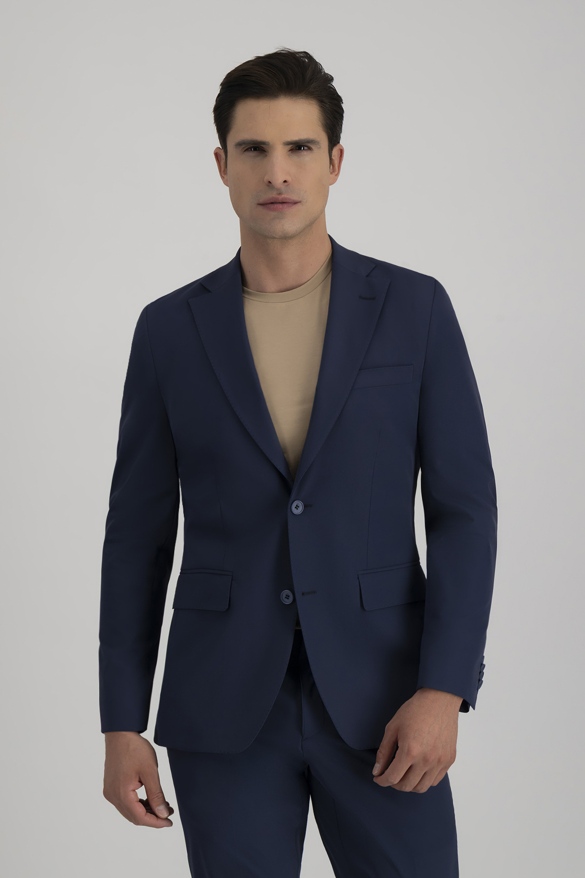 Traje Anatomic Technology Slim Fit