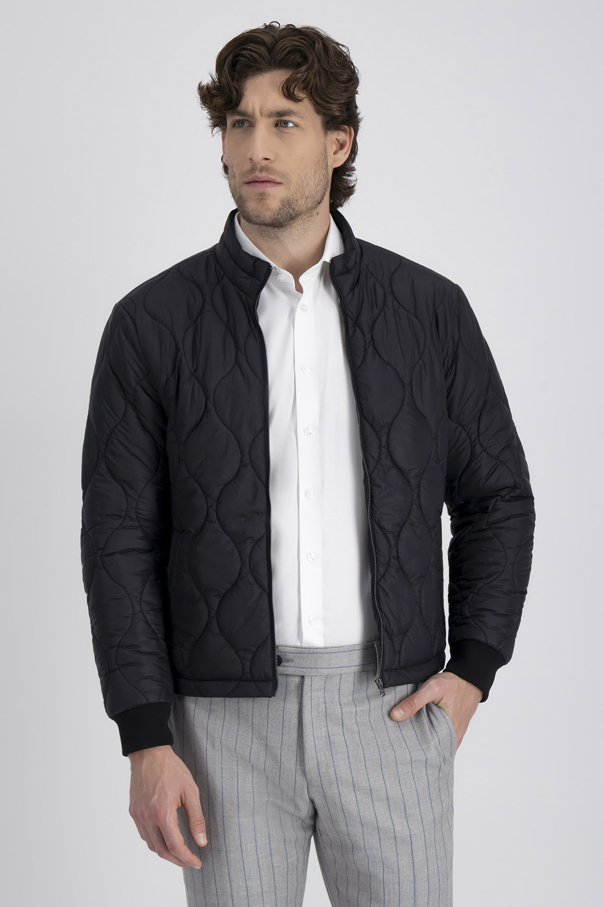 Chamarra Contemporary Fit image number 5