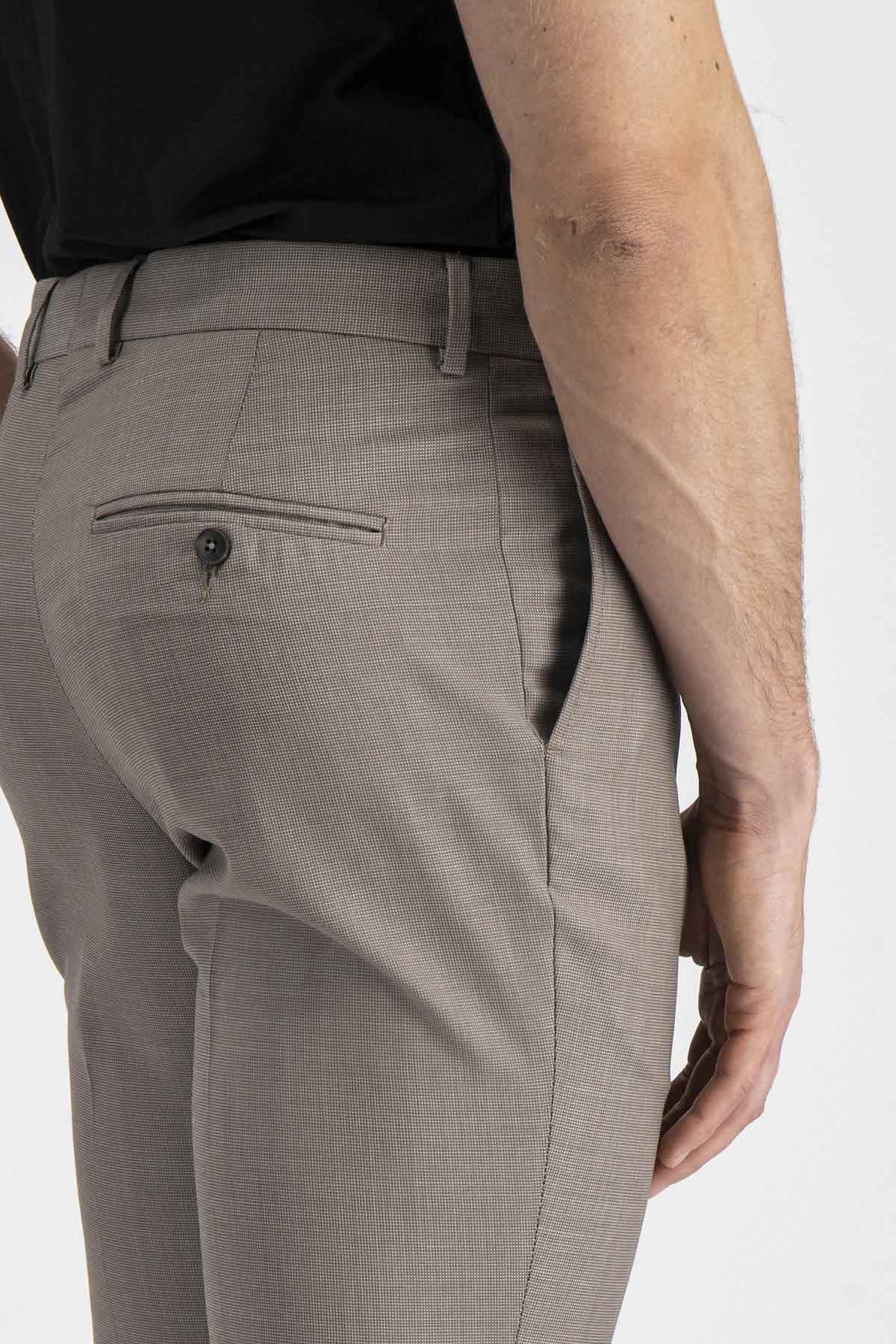 Pantalón Vestir Roberts Café Slim Fit