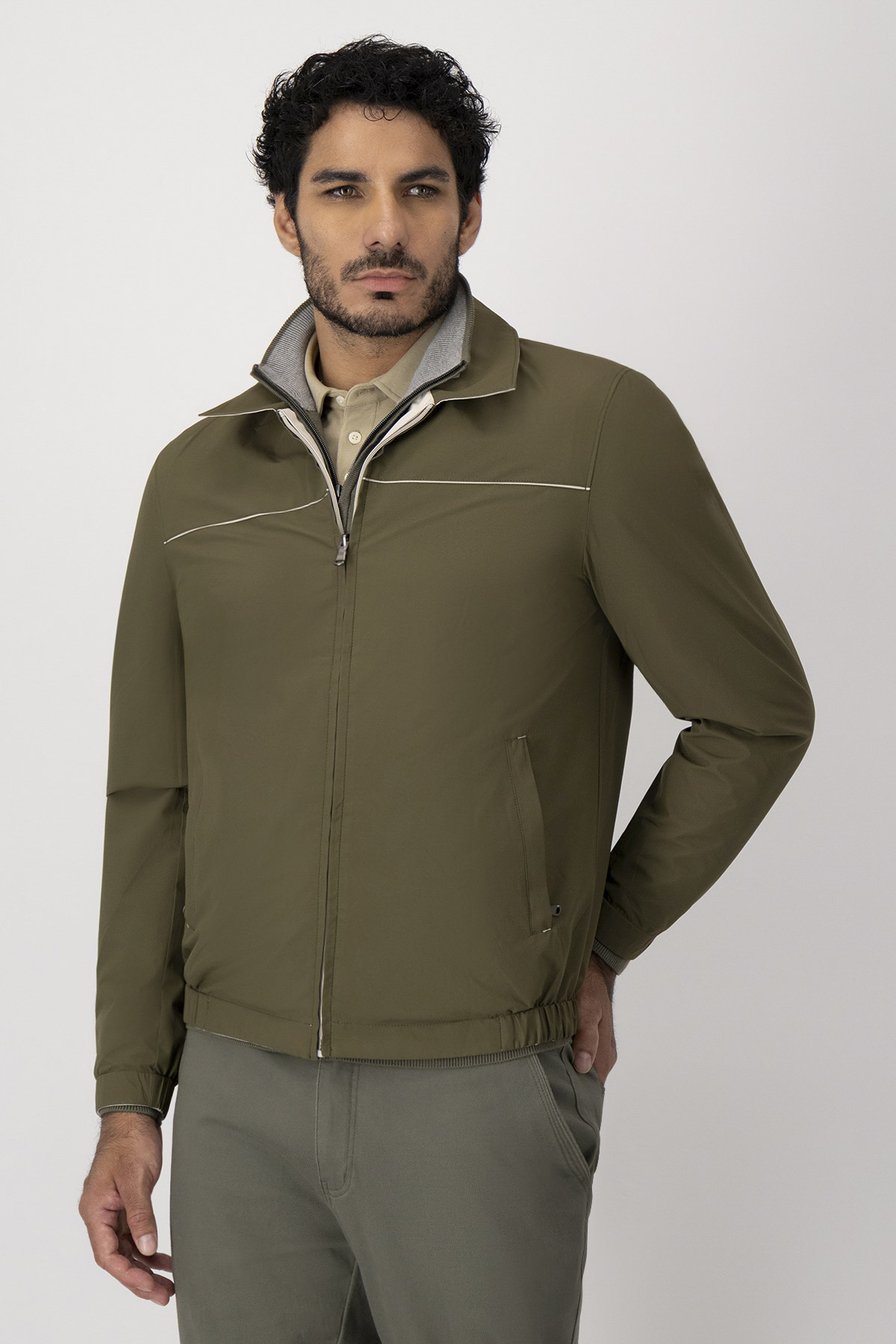 Chamarra Reversible Modern Fit image number 2