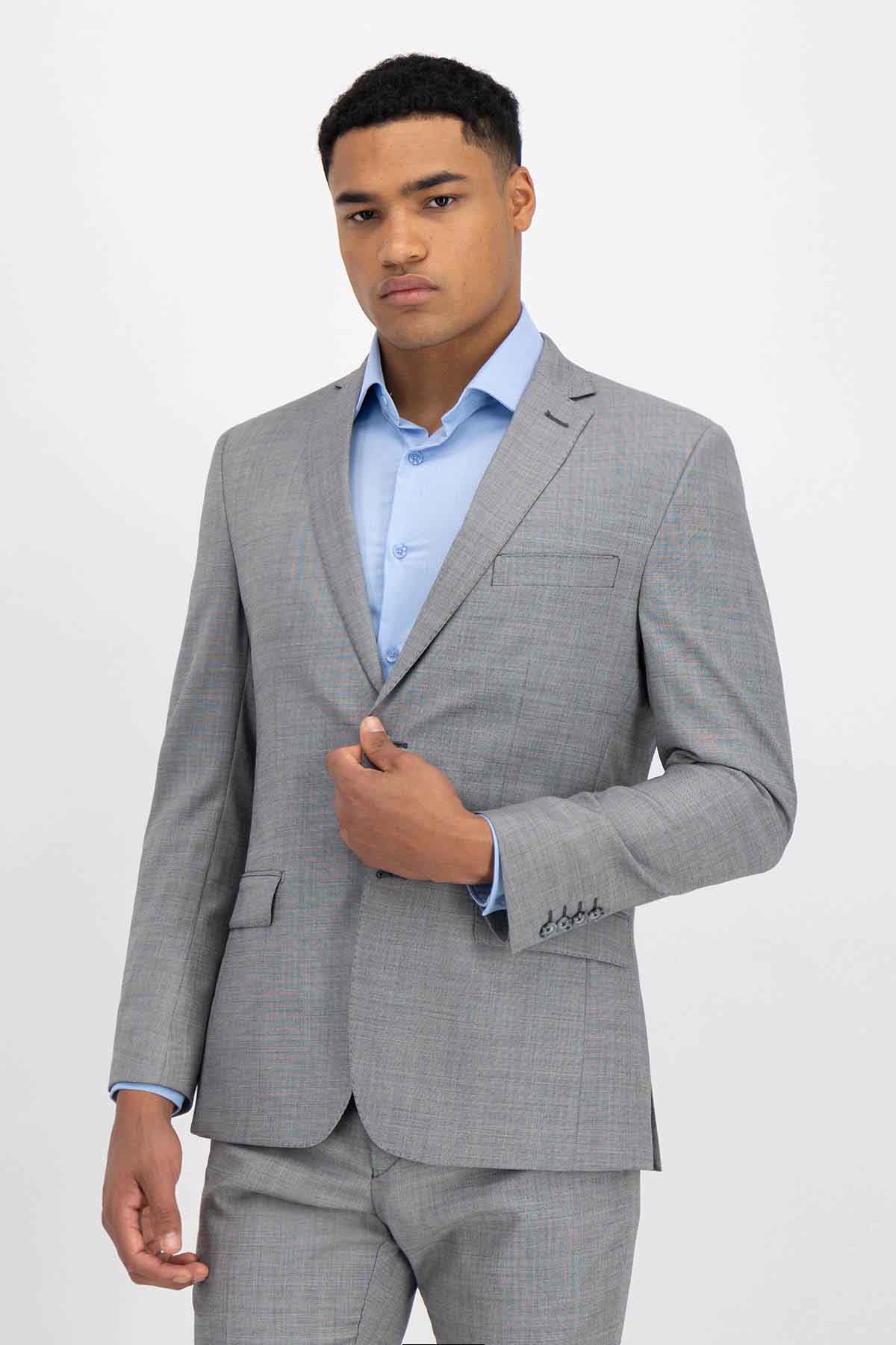 Traje Roberts Red Negro Slim Fit