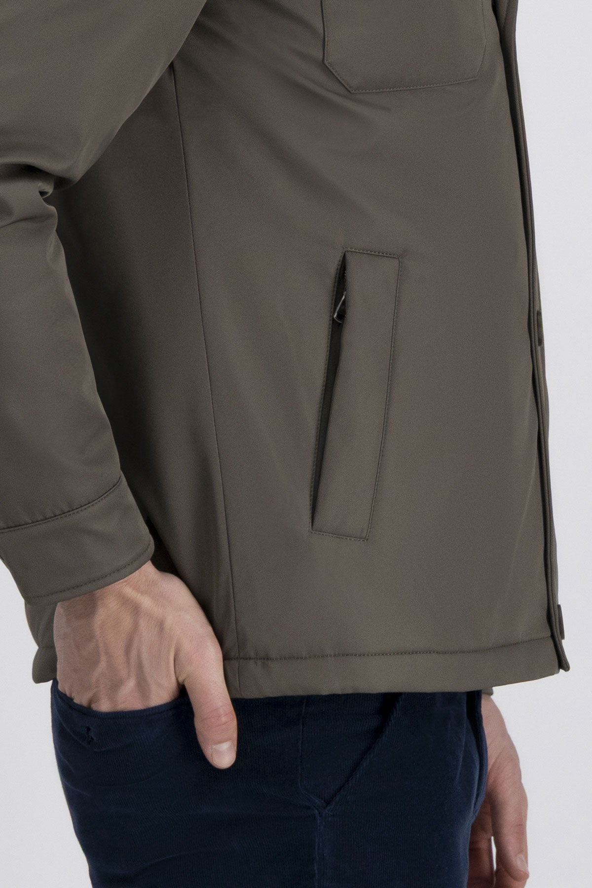 Chamarra Contemporary Fit image number 4