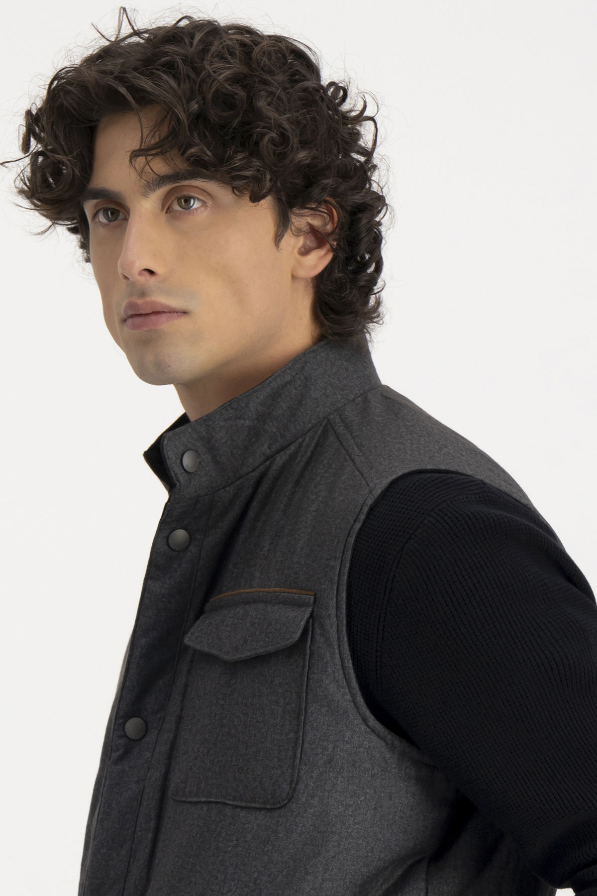 Chale Contemporary Fit Negro