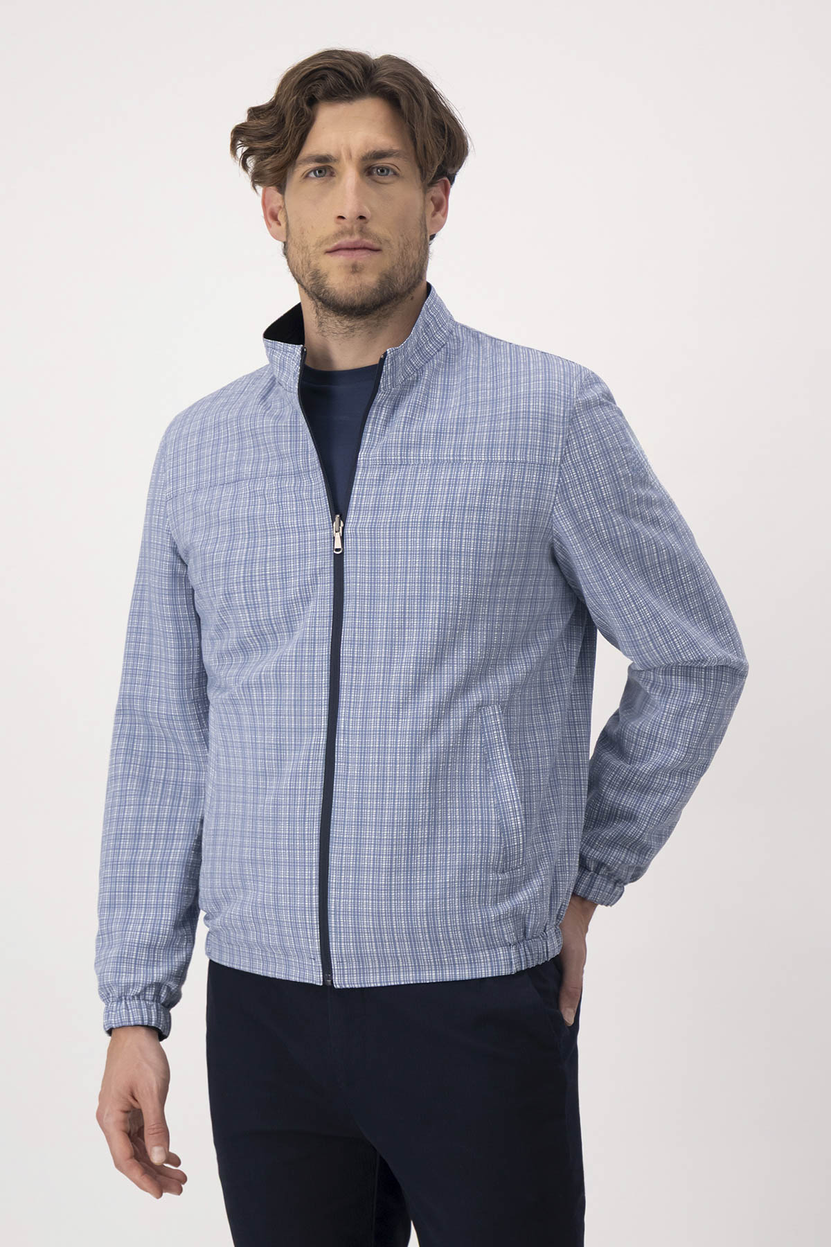 Chamarra Contemporary Fit Azul Marino