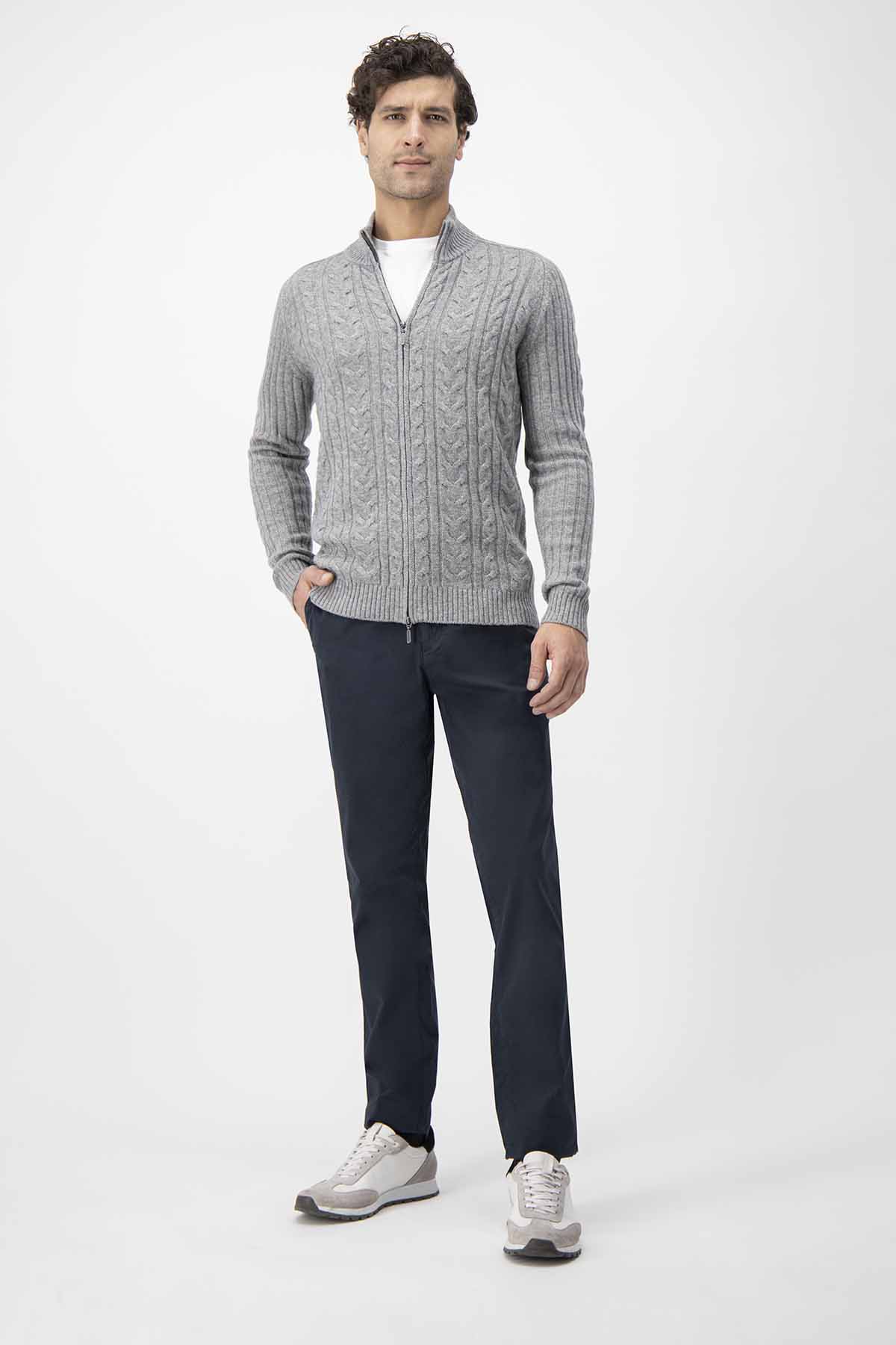 Suéter Calderoni Gris Contemporary Fit image number 2