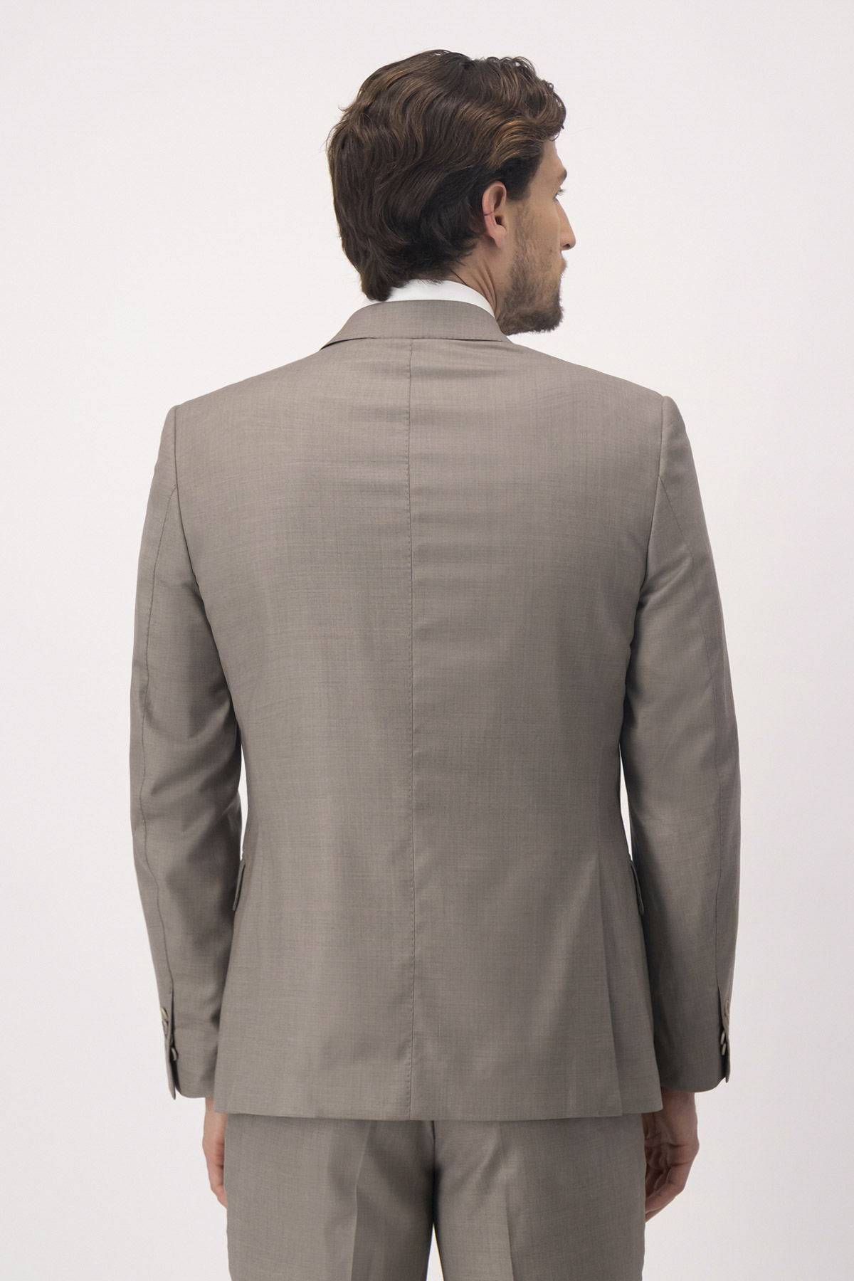 Traje Couture Contemporary Fit