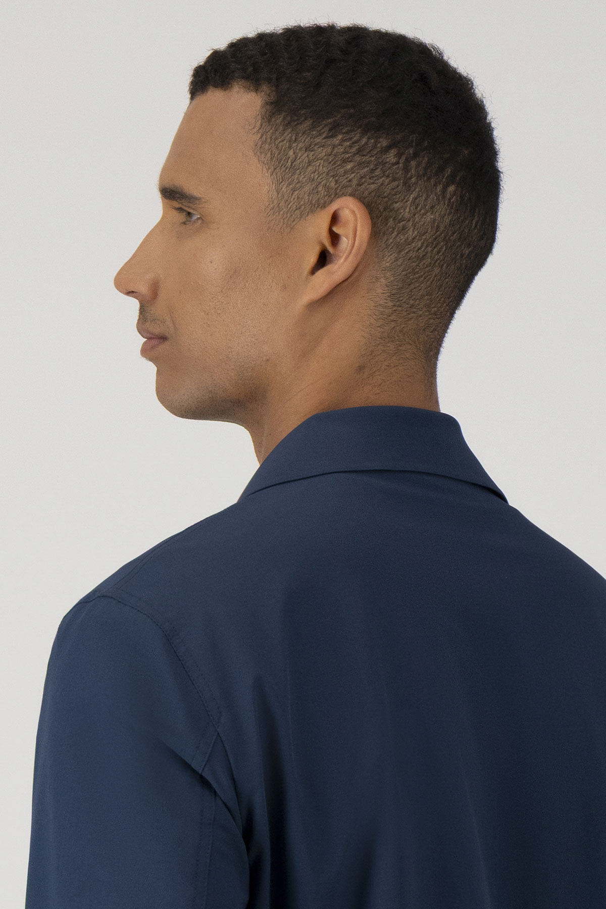 Chamarra Anatomic Technology Slim Fit image number 2