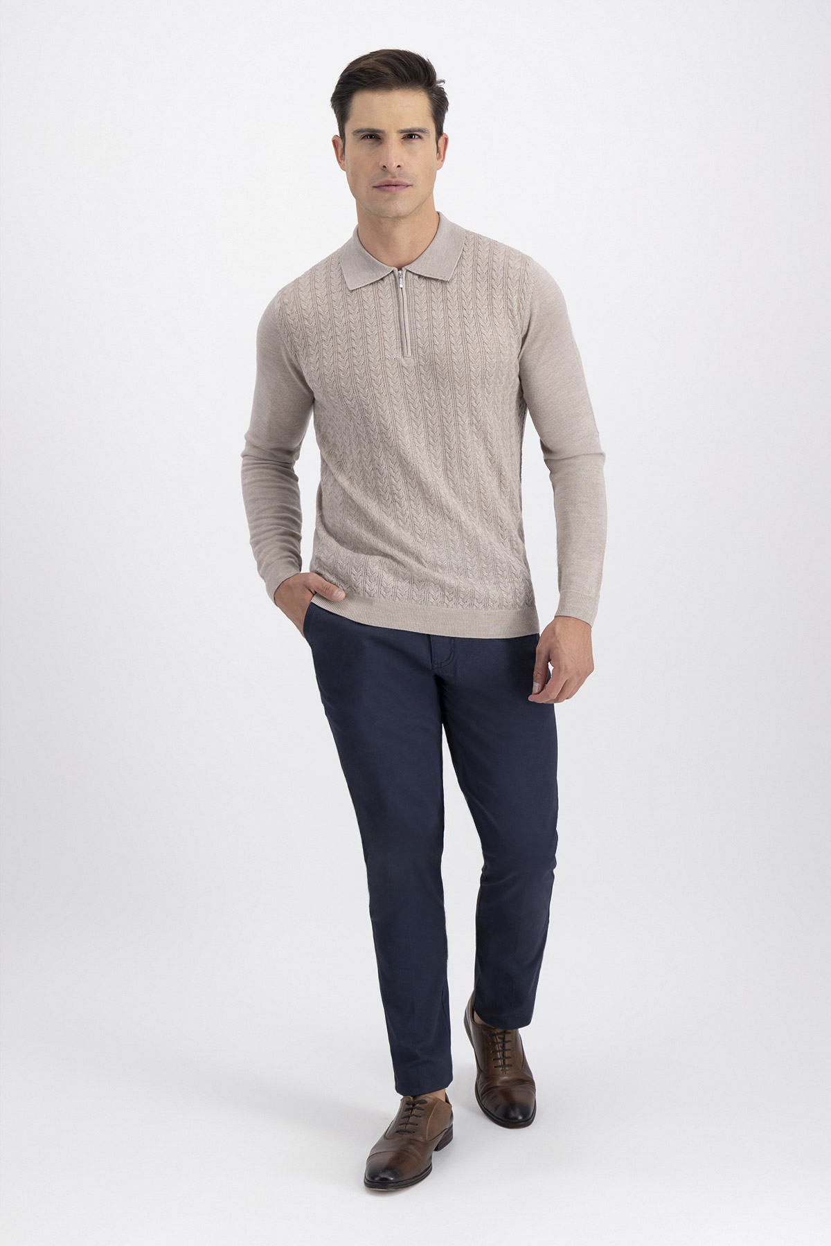 Pantalón Casual Contemporary Fit image number 1