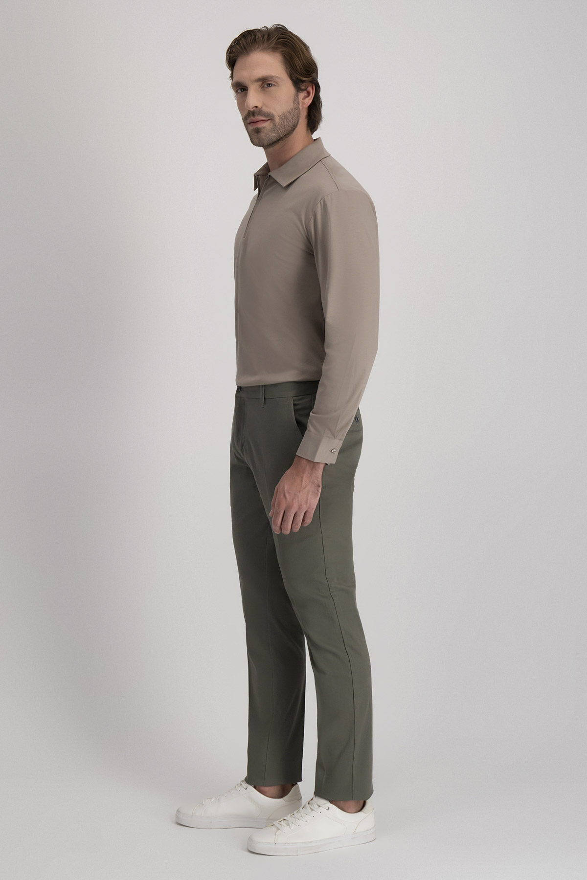 Pantalón Contemporary image number 2