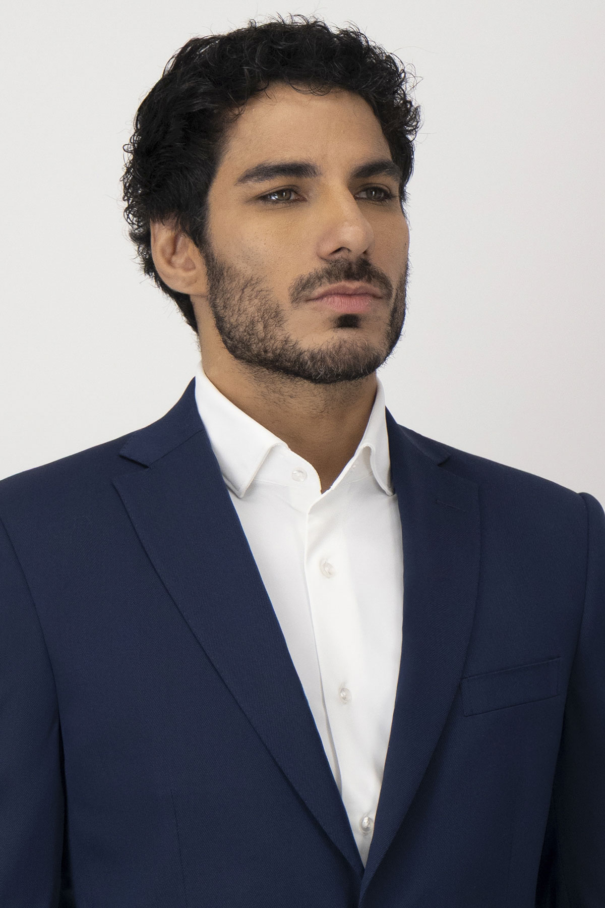 Traje Slim Fit image number 1