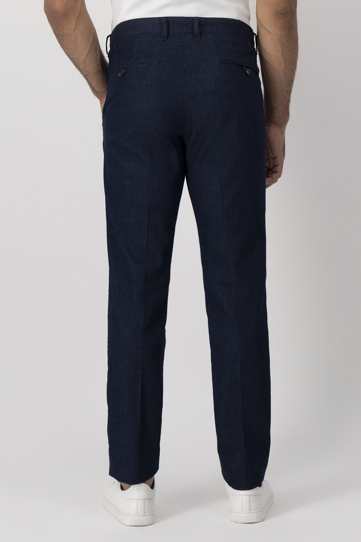 Pantal&oacute;n Denim Contemporary image number 3