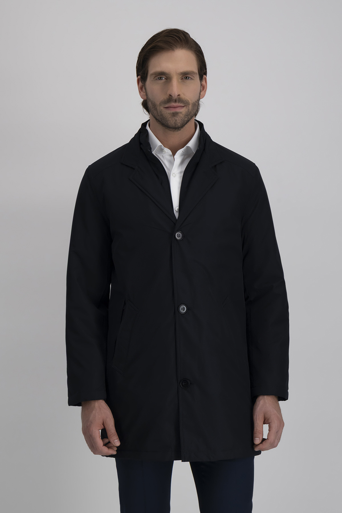 Abrigo Contemporary Fit