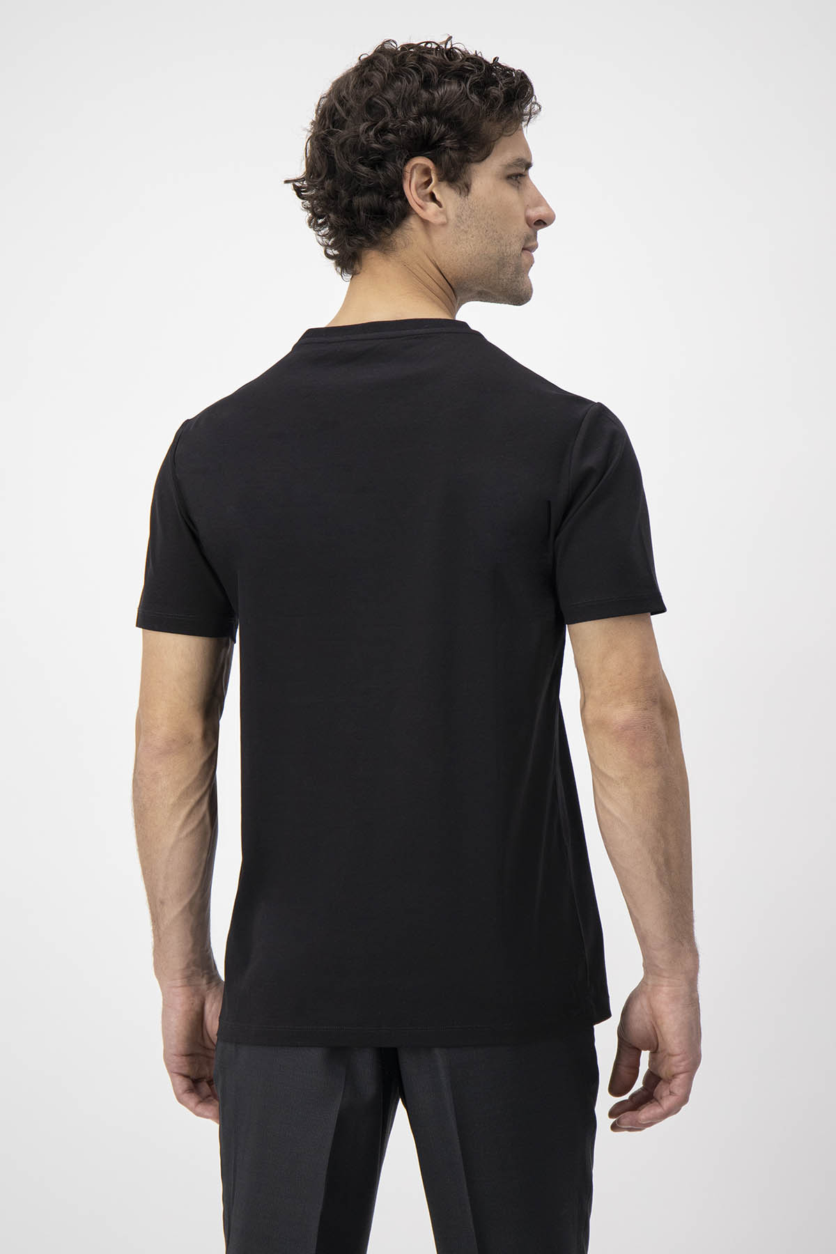 Playera MERCERIZED COTTON Calderoni Negro Contemporary Fit