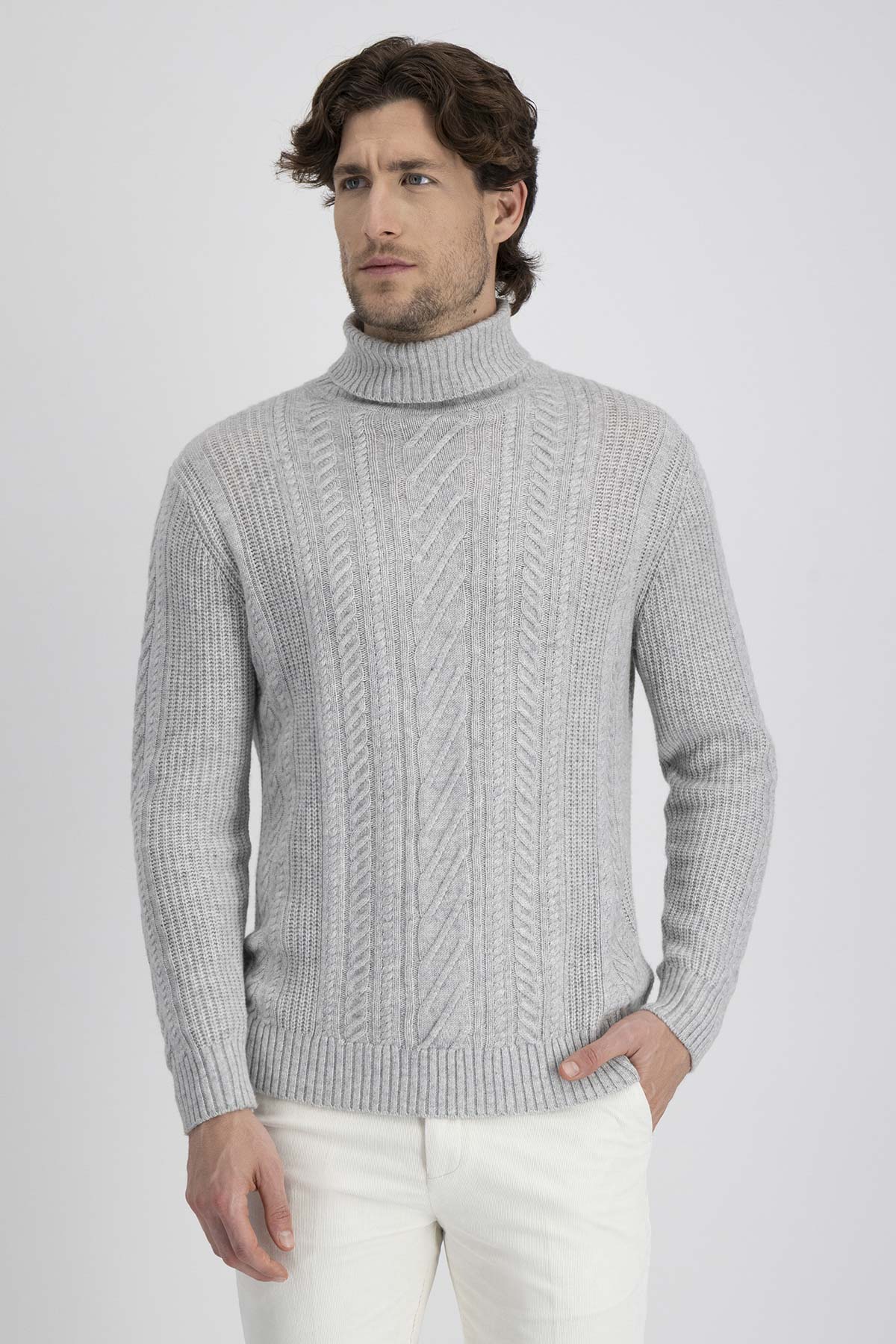 Sueter Cashmere Blend Contemporary Fit