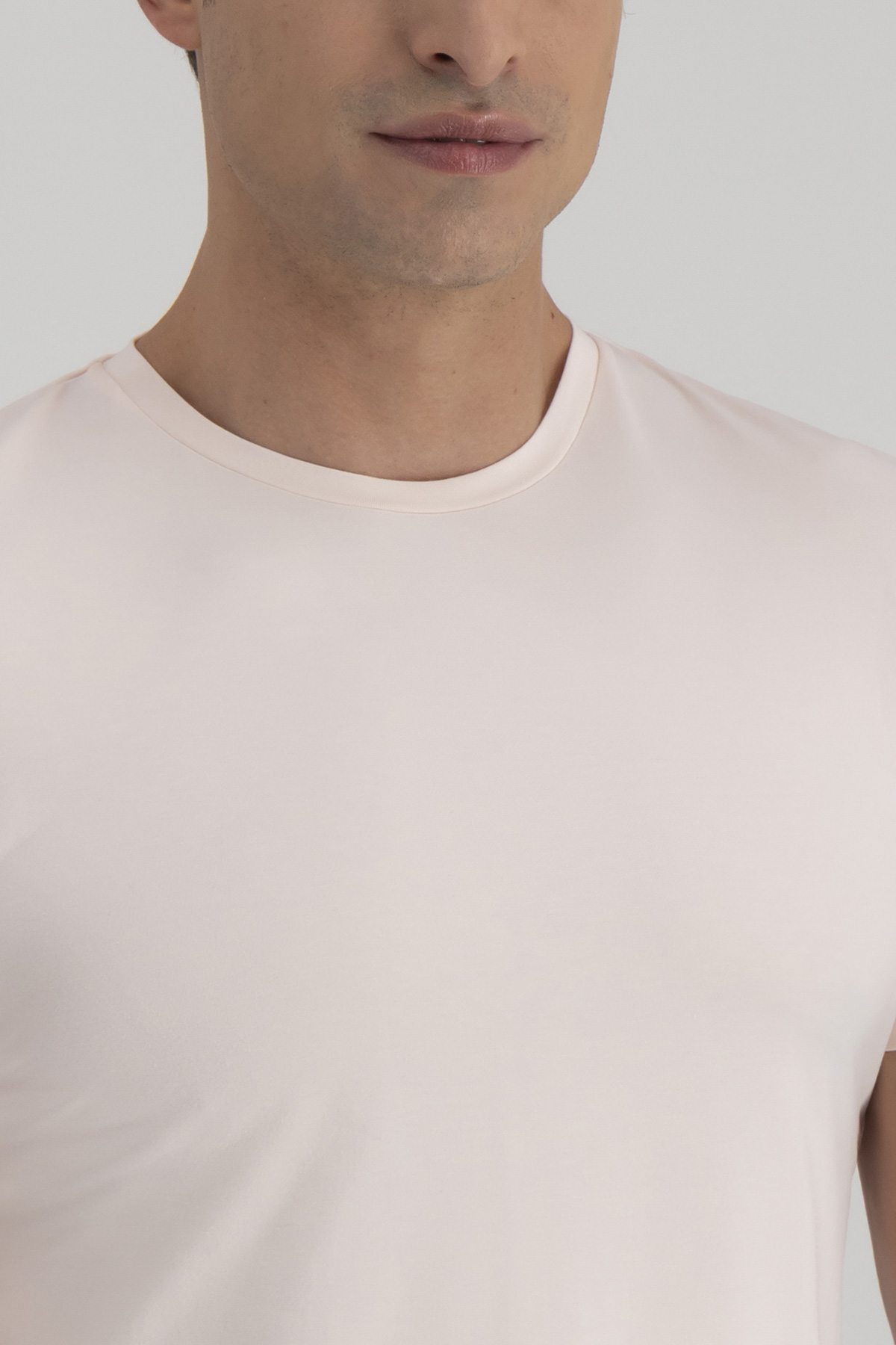 Playera Anatomic Technology Slim Fit image number 2