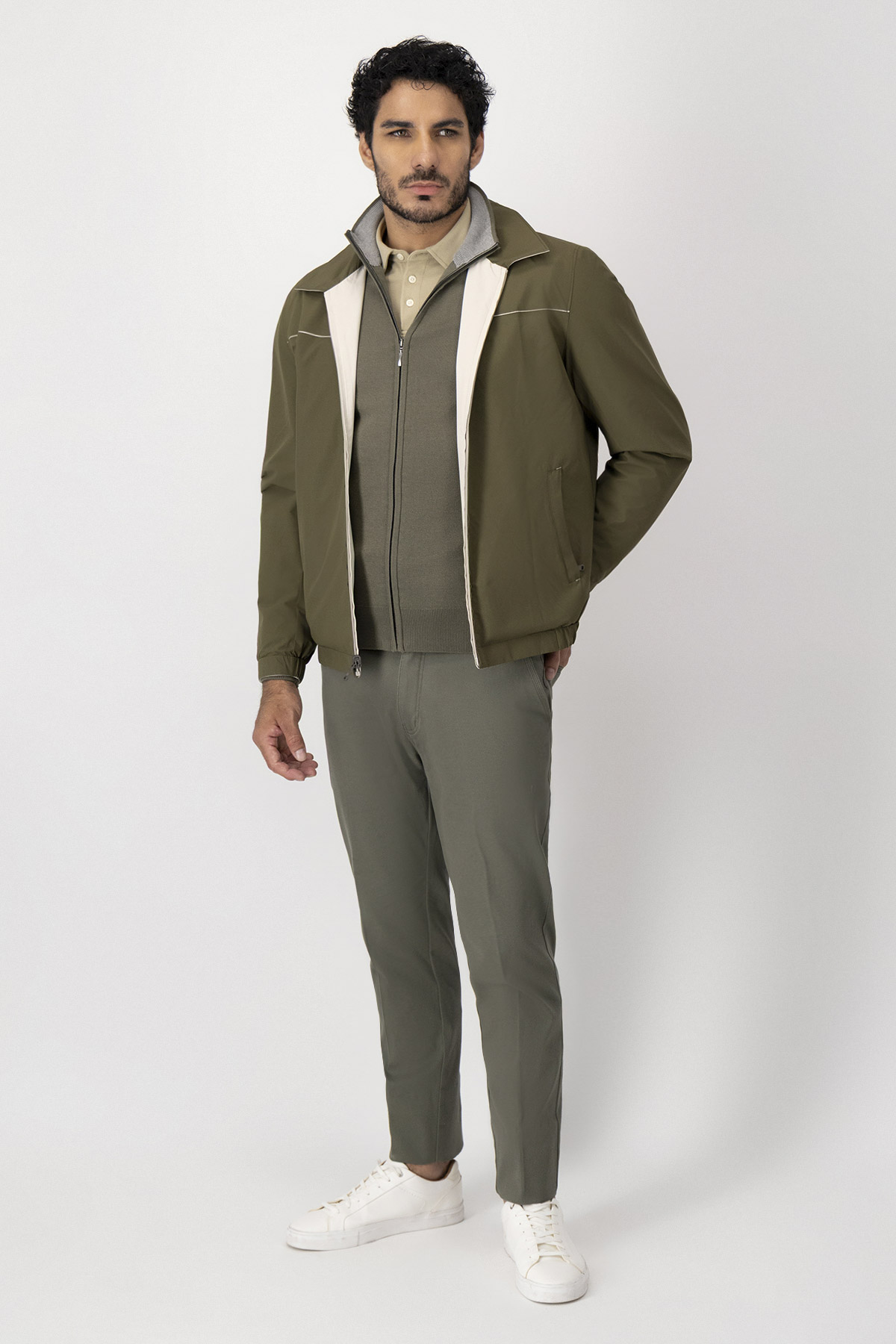 Chamarra Reversible Modern Fit image number 15