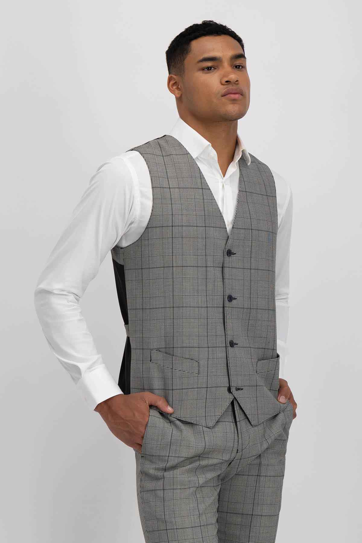 Traje Trío Gris Roberts Red Slim Fit