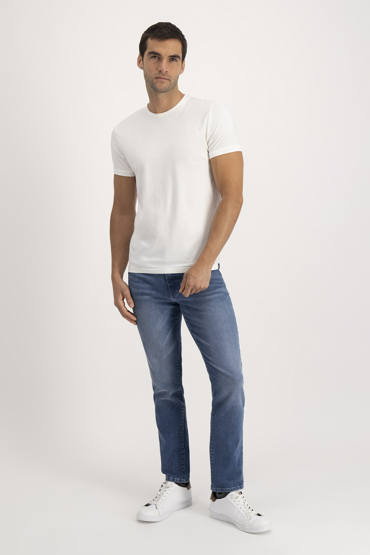 Playera ANATOMIC TECHNOLOGY Roberts Red Blanco Slim Fit