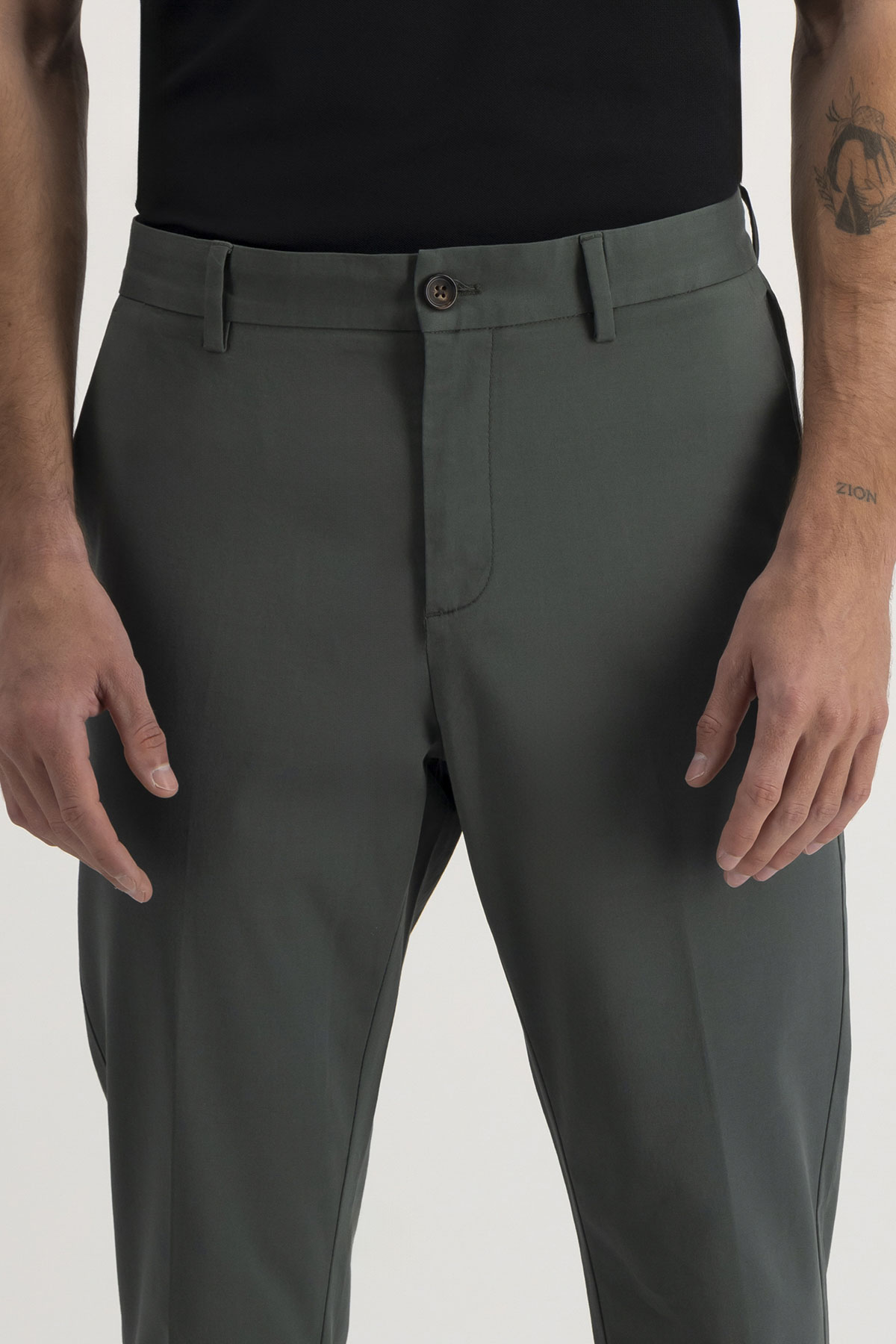 Pantalón Casual Roberts Verde Oscuro Slim Fit