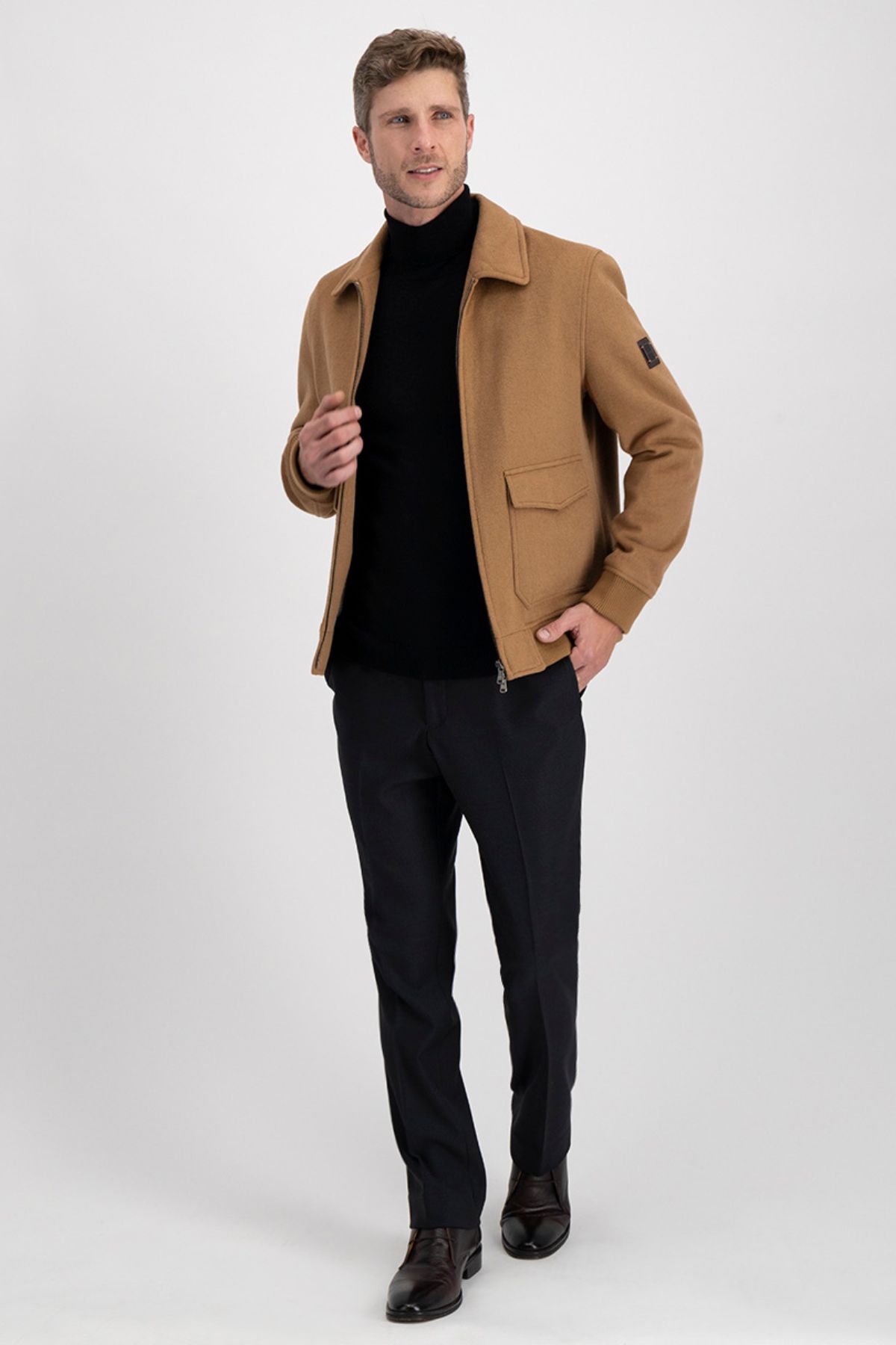 Chamarra Calderoni Café Contemporary Fit