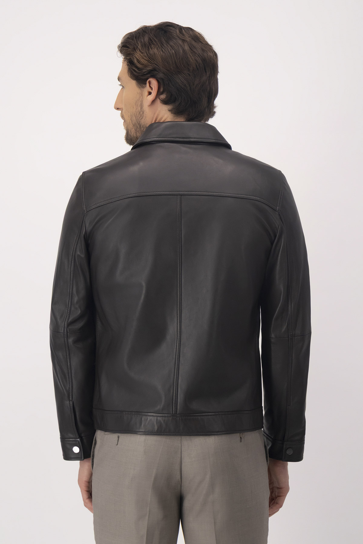 Chamarra Contemporary Fit Café Obscuro