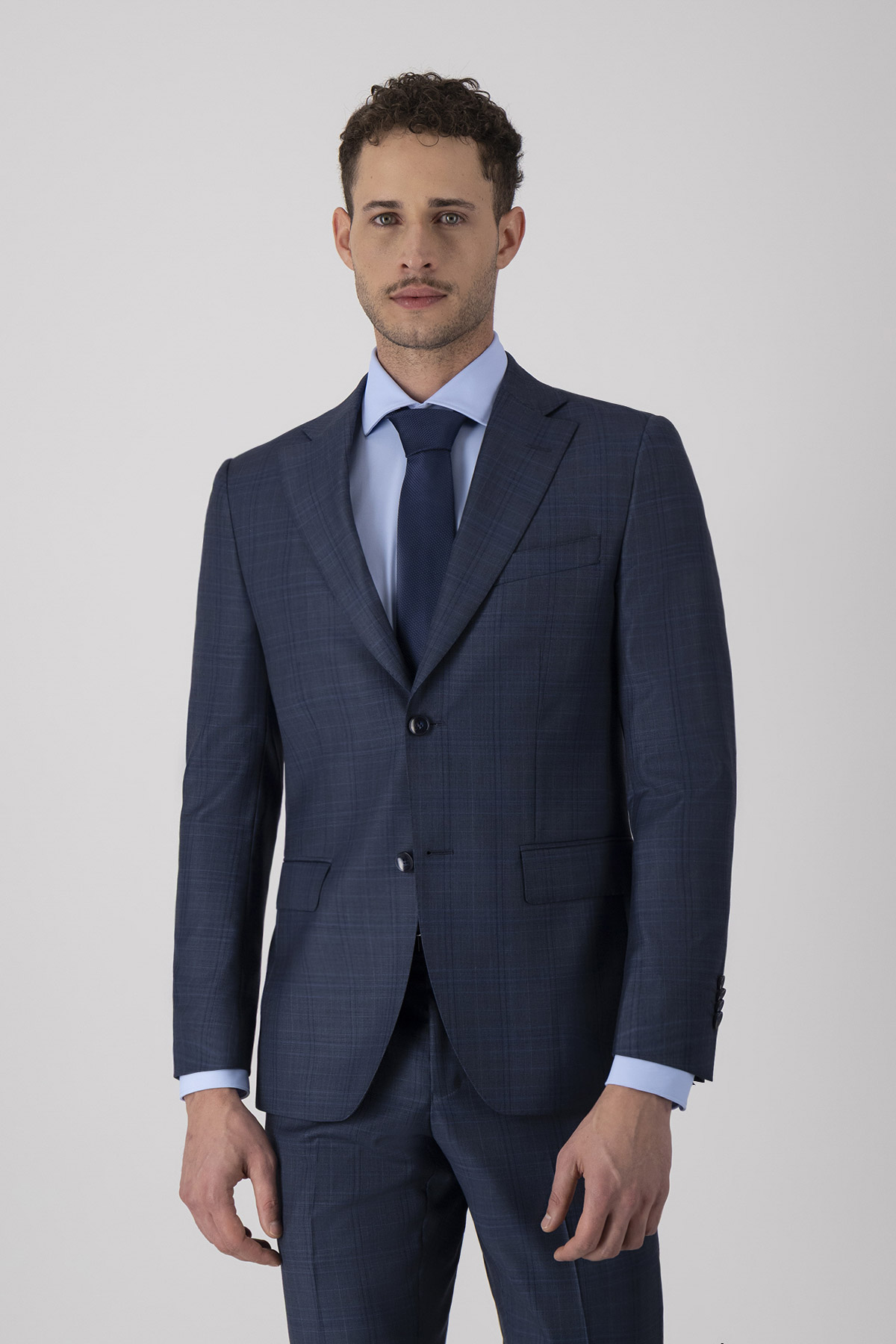 Traje roberts royal