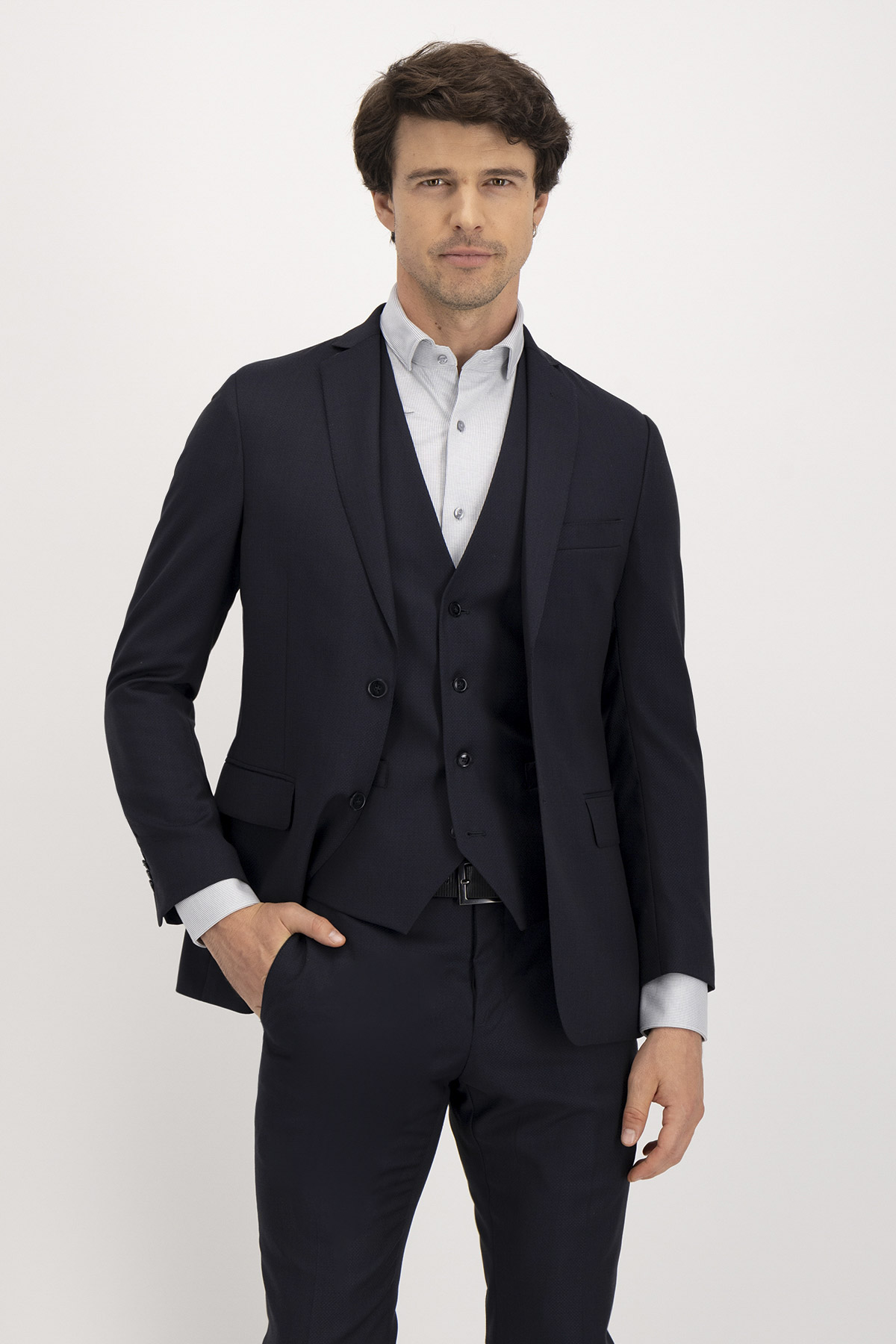 Traje Trío Roberts Azul Marino Slim Fit