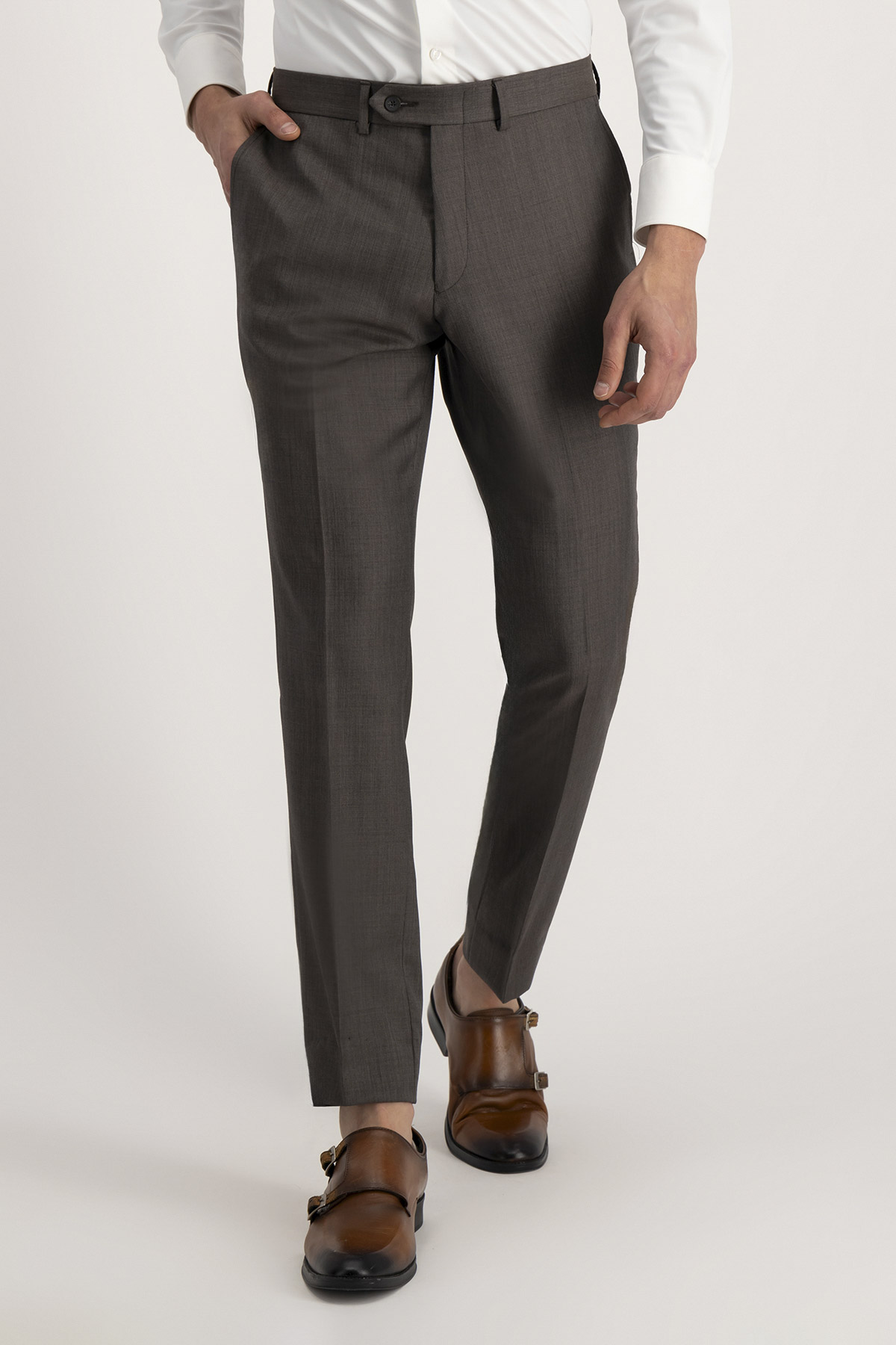 Pantalón Formal Roberts Slim Fit Café