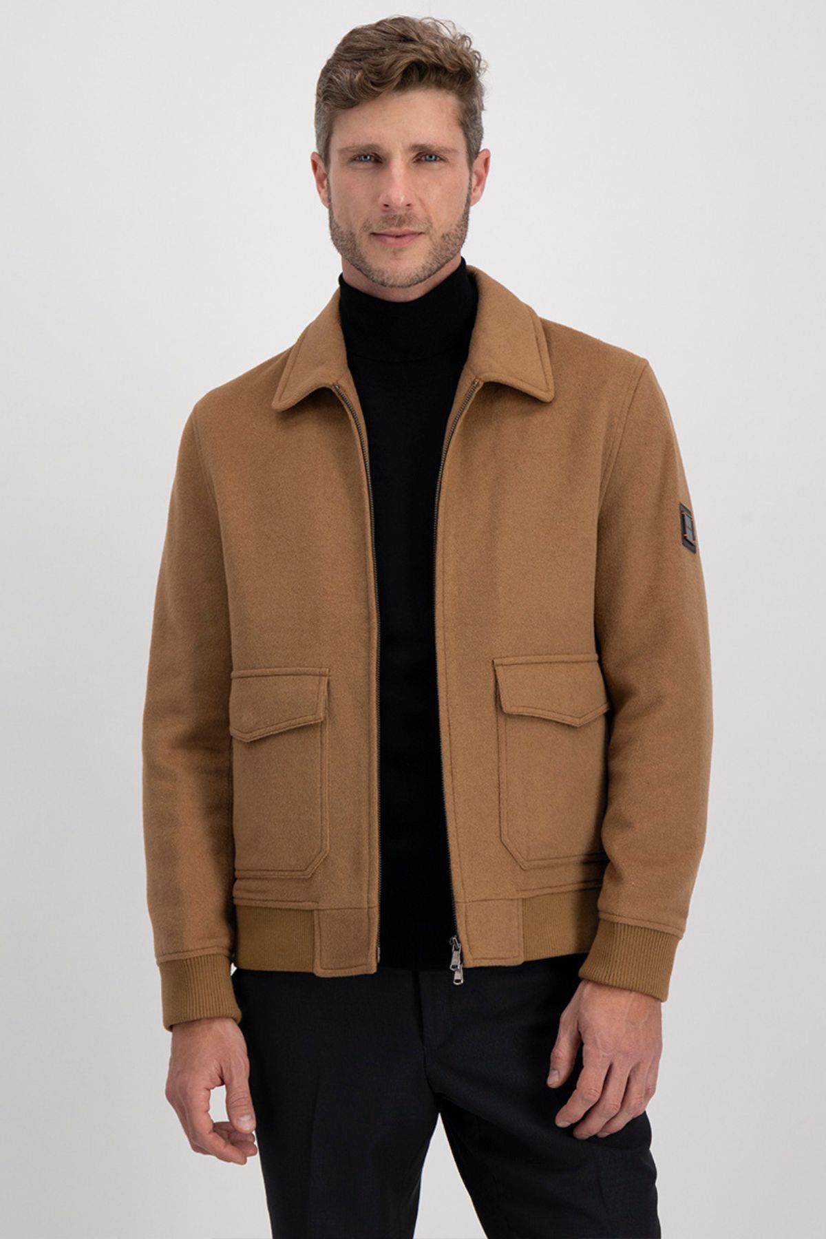Chamarra Calderoni Café Contemporary Fit