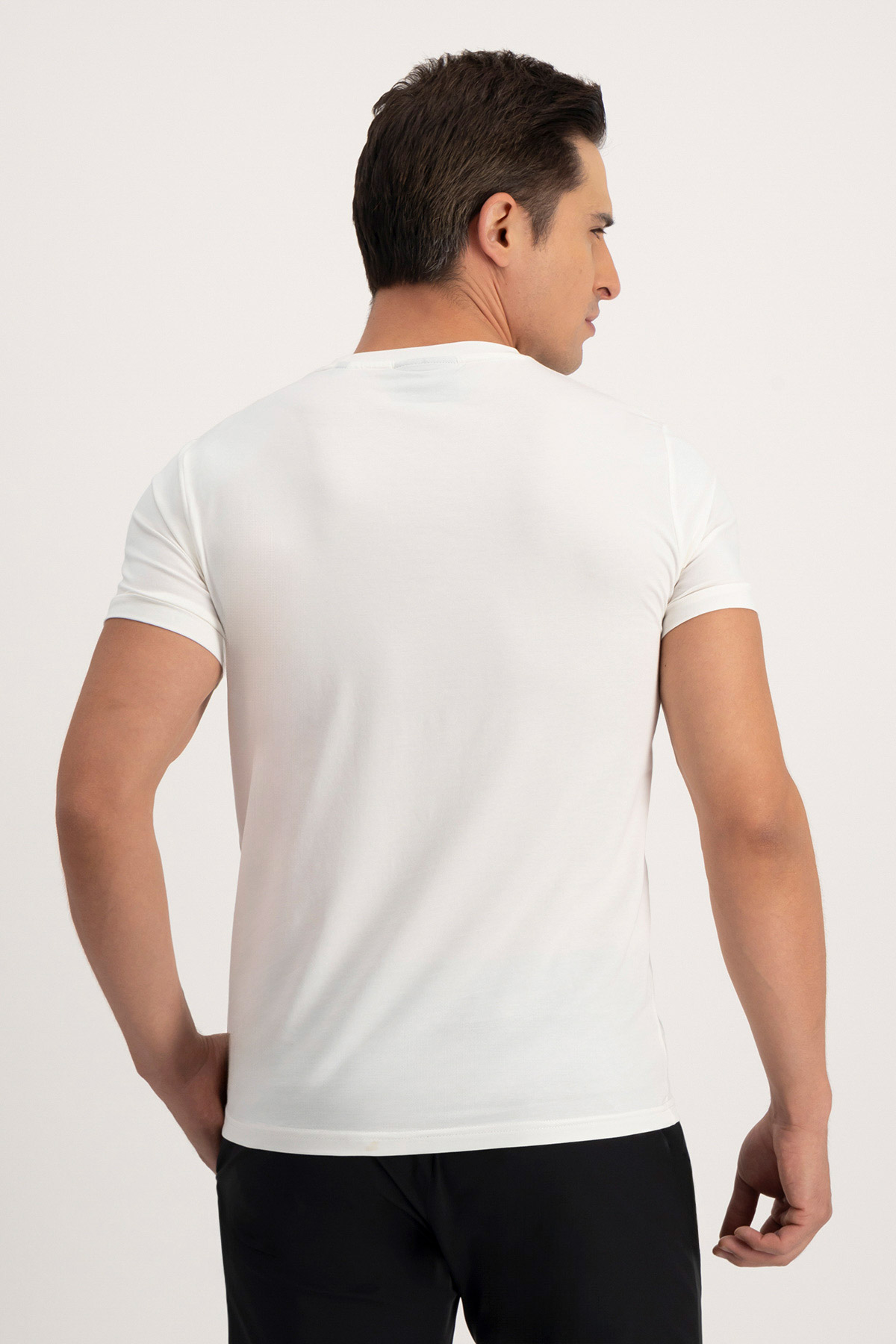 Playera ANATOMIC TECHNOLOGY  Blanco Slim Fit