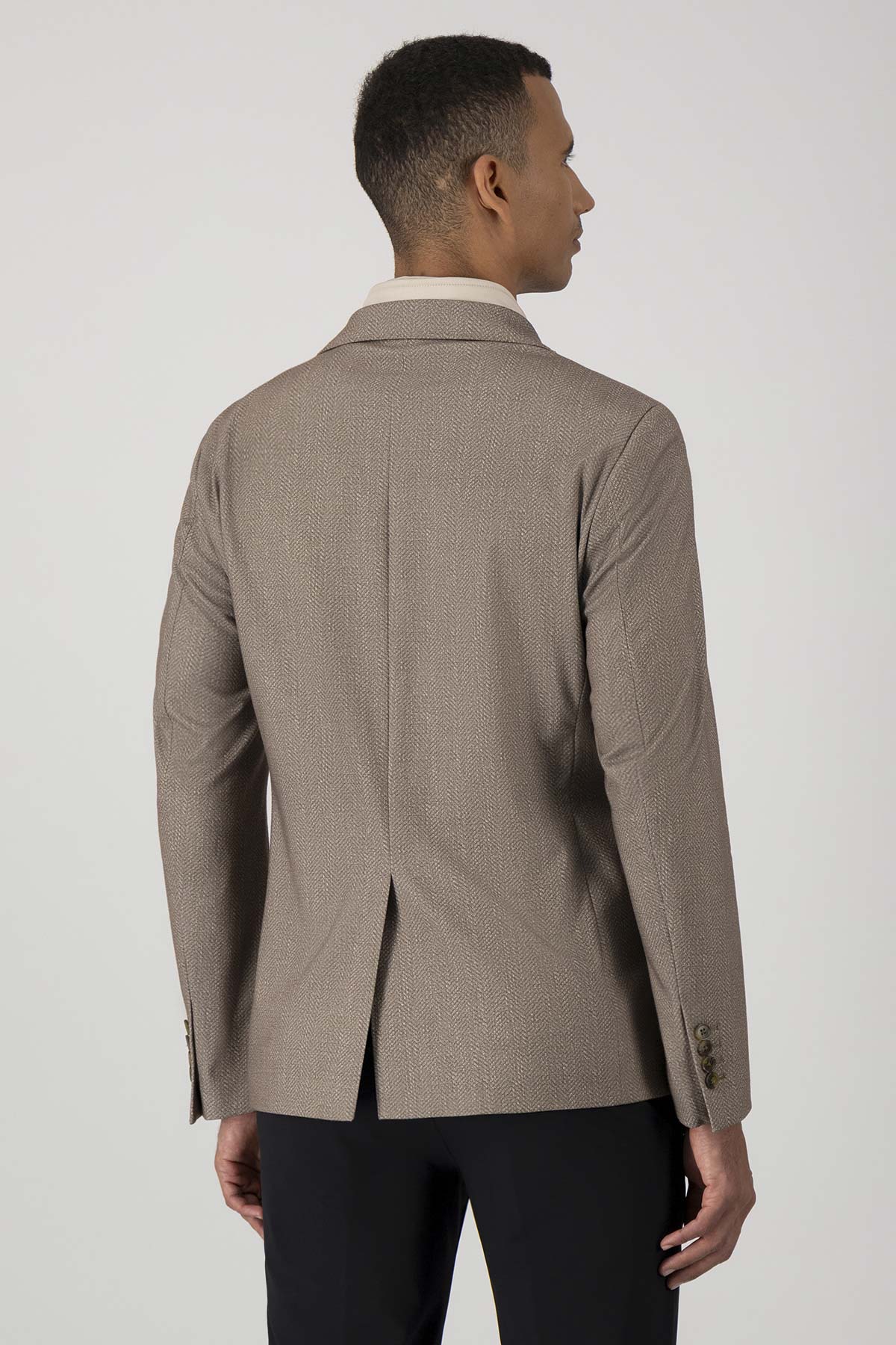 Saco Anatomic Technology Slim Fit image number 2